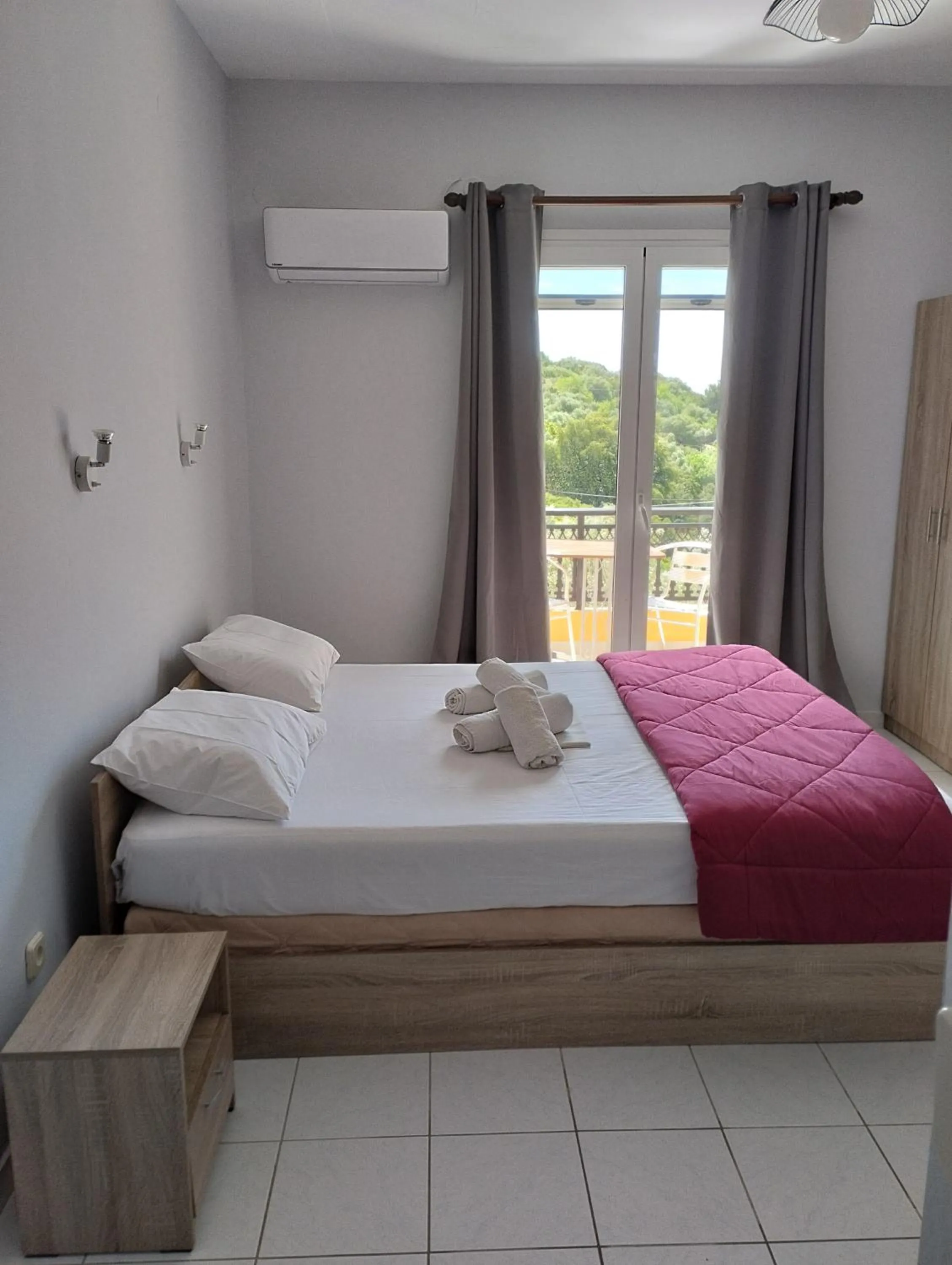 Bed in Asteras Studios