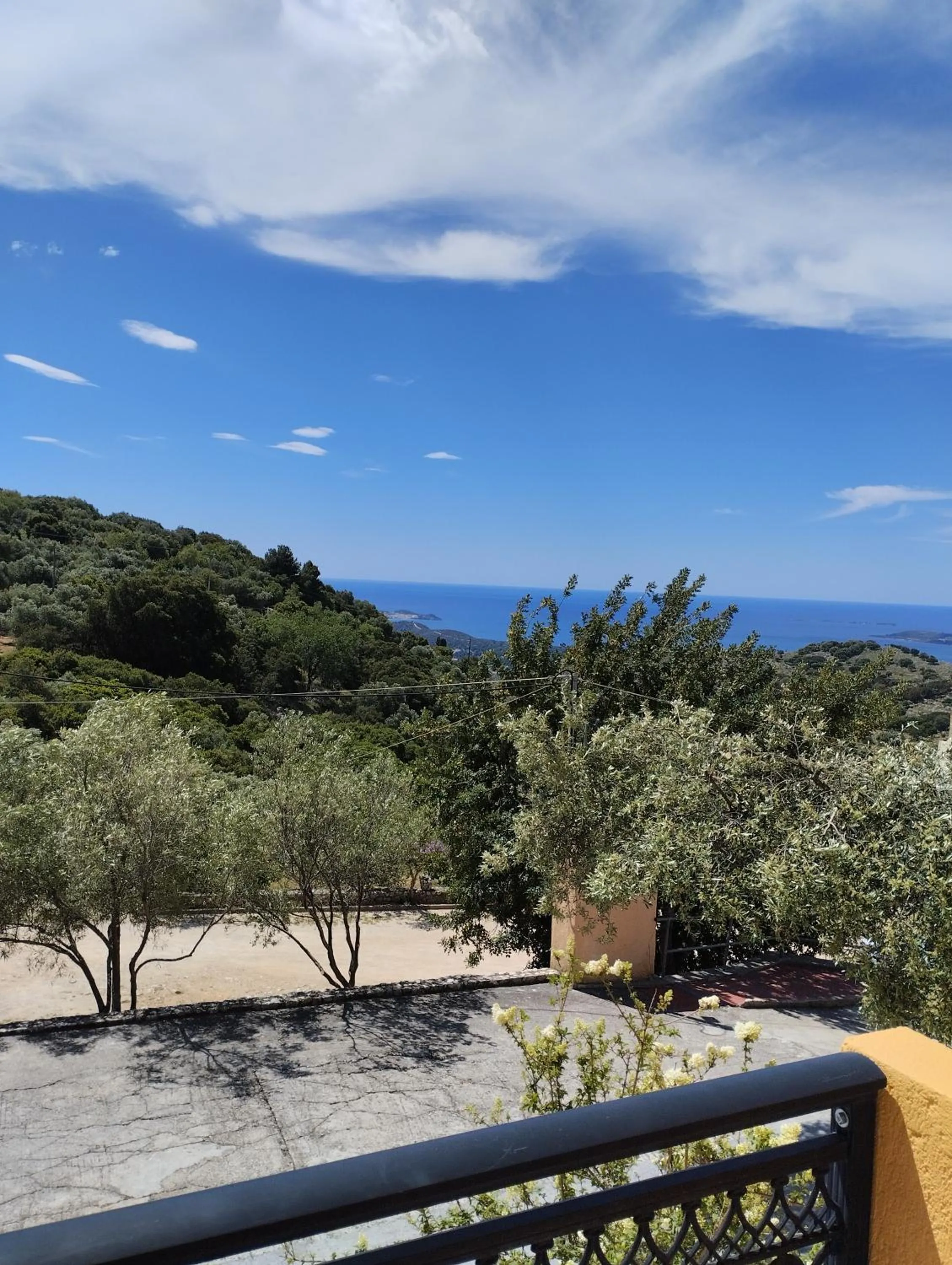 Mountain view in Asteras Studios