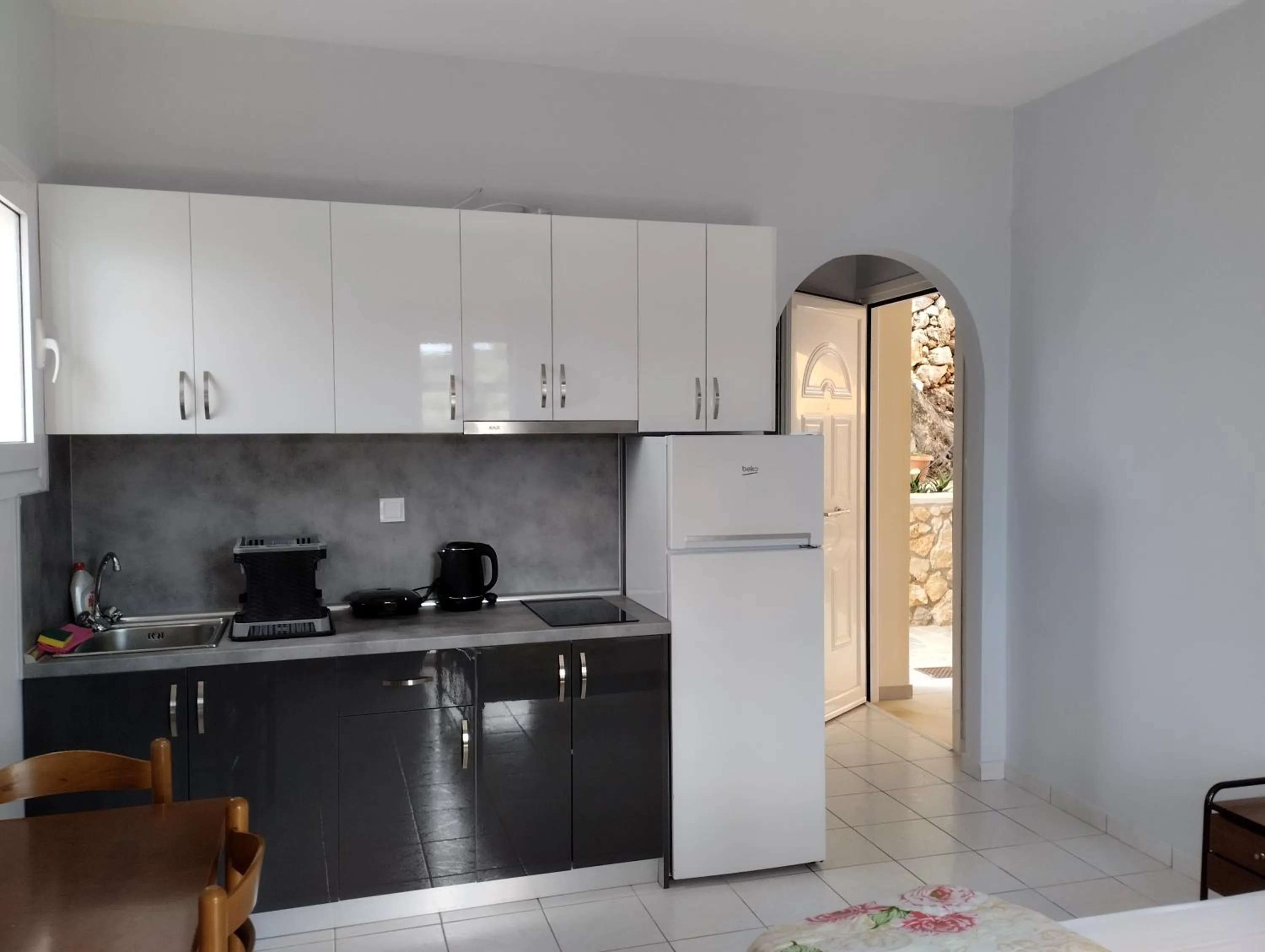 Kitchen or kitchenette in Asteras Studios