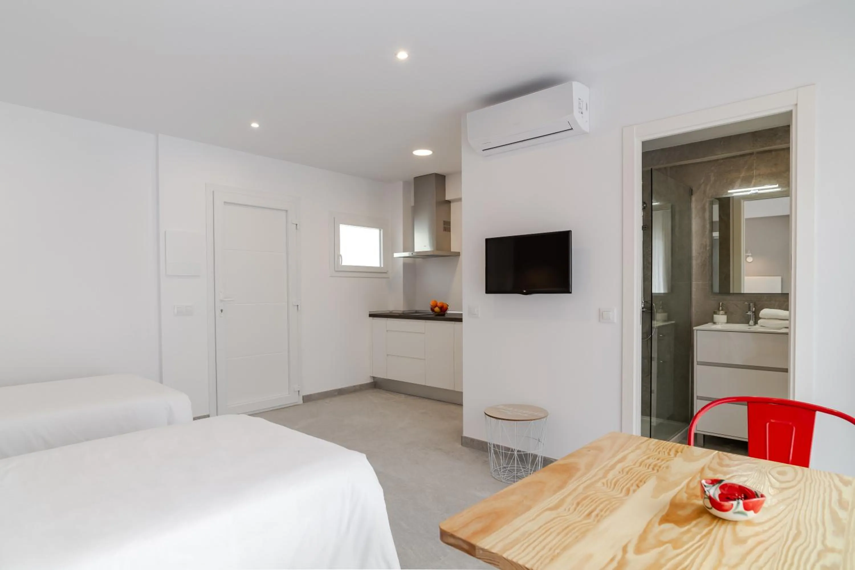 TV and multimedia, Bed in INNER Kompas Palmanova "Adults Only"