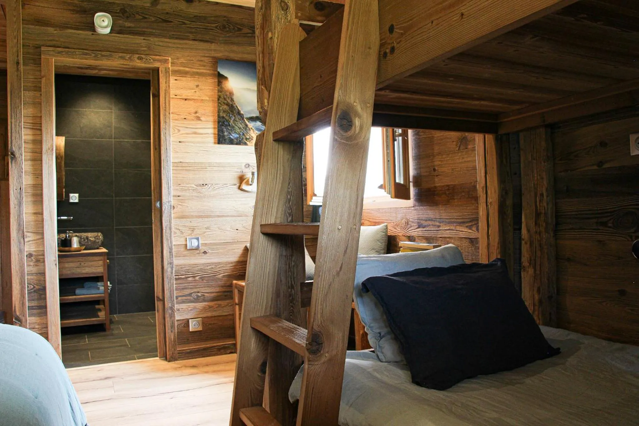 Bed in Chambres et Tables d'Hôtes Le Choton à Nono - Col du Joly Beaufortain
