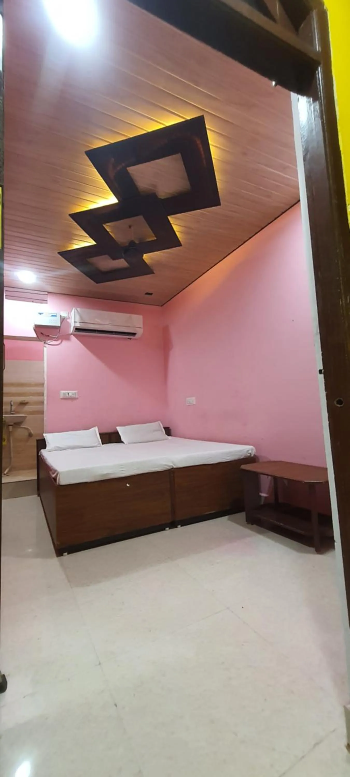 Bed in Hotel vidhata