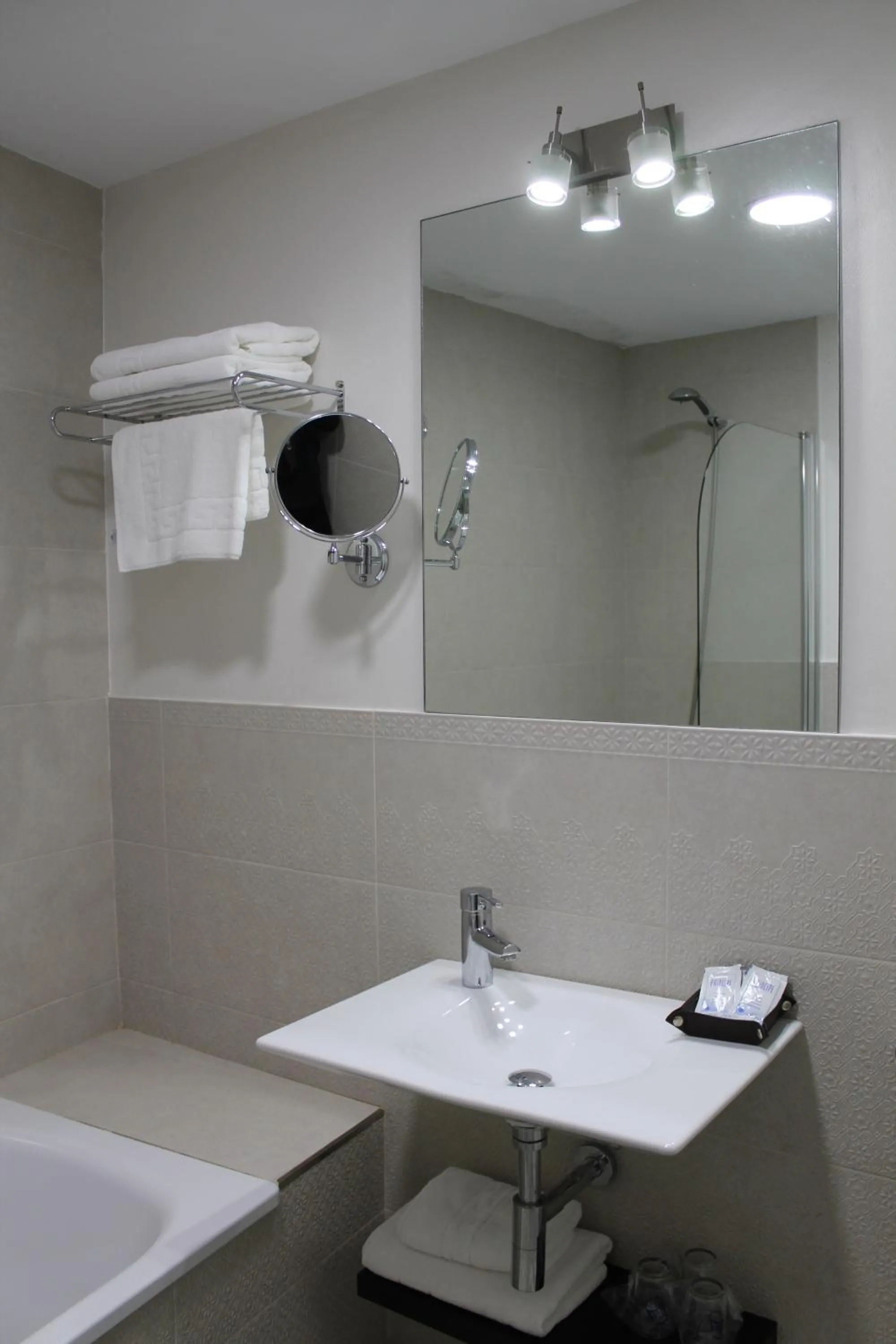 Triple Room in Alameda Hostal Boutique