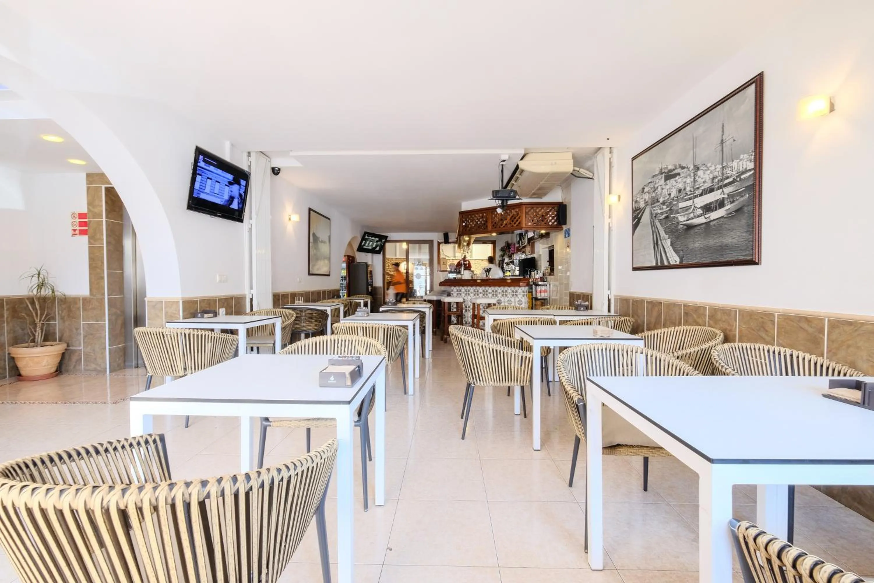 Decorative detail in azuLine Hostal Marino