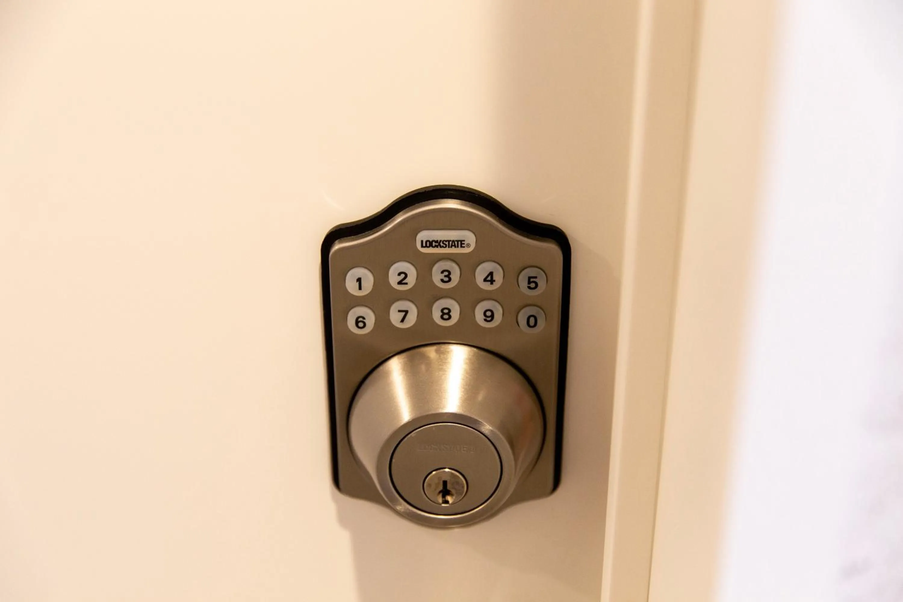 Guest House GORILLA!