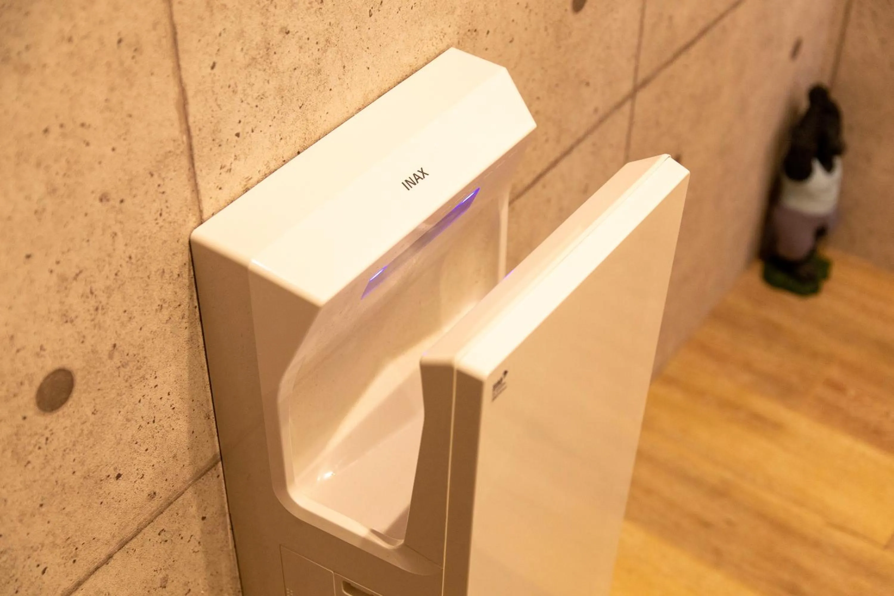 Guest House GORILLA!