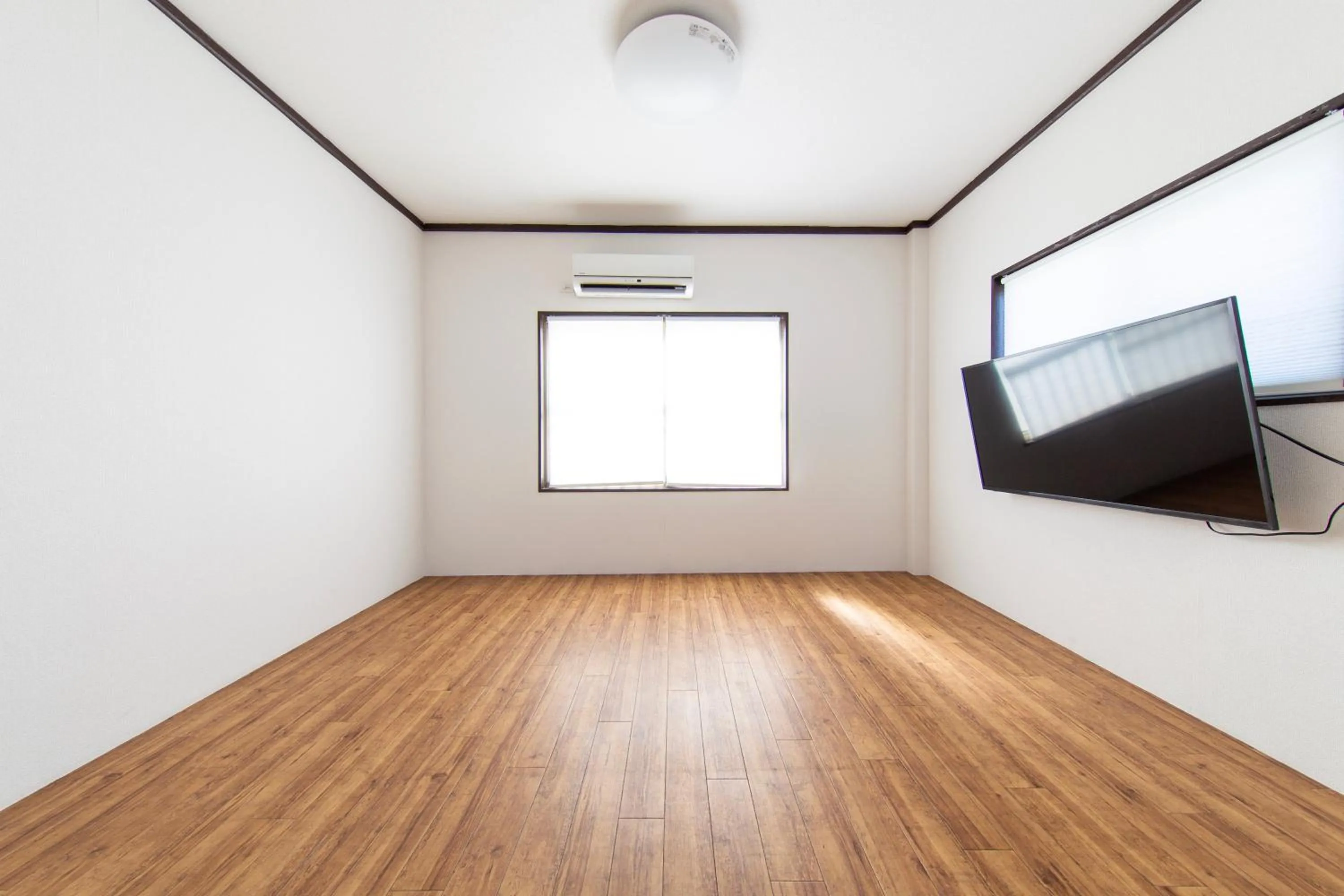 Guest House GORILLA!