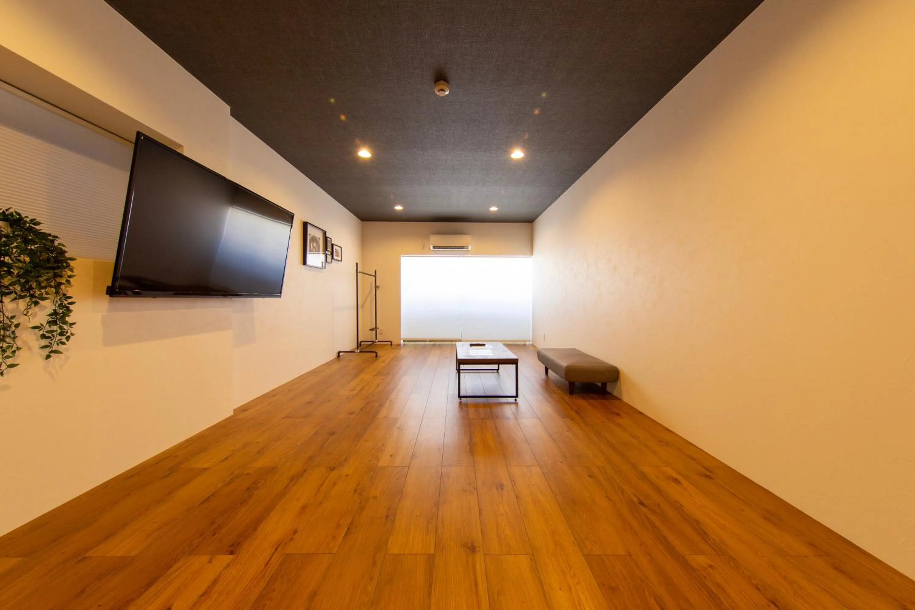 Guest House GORILLA!