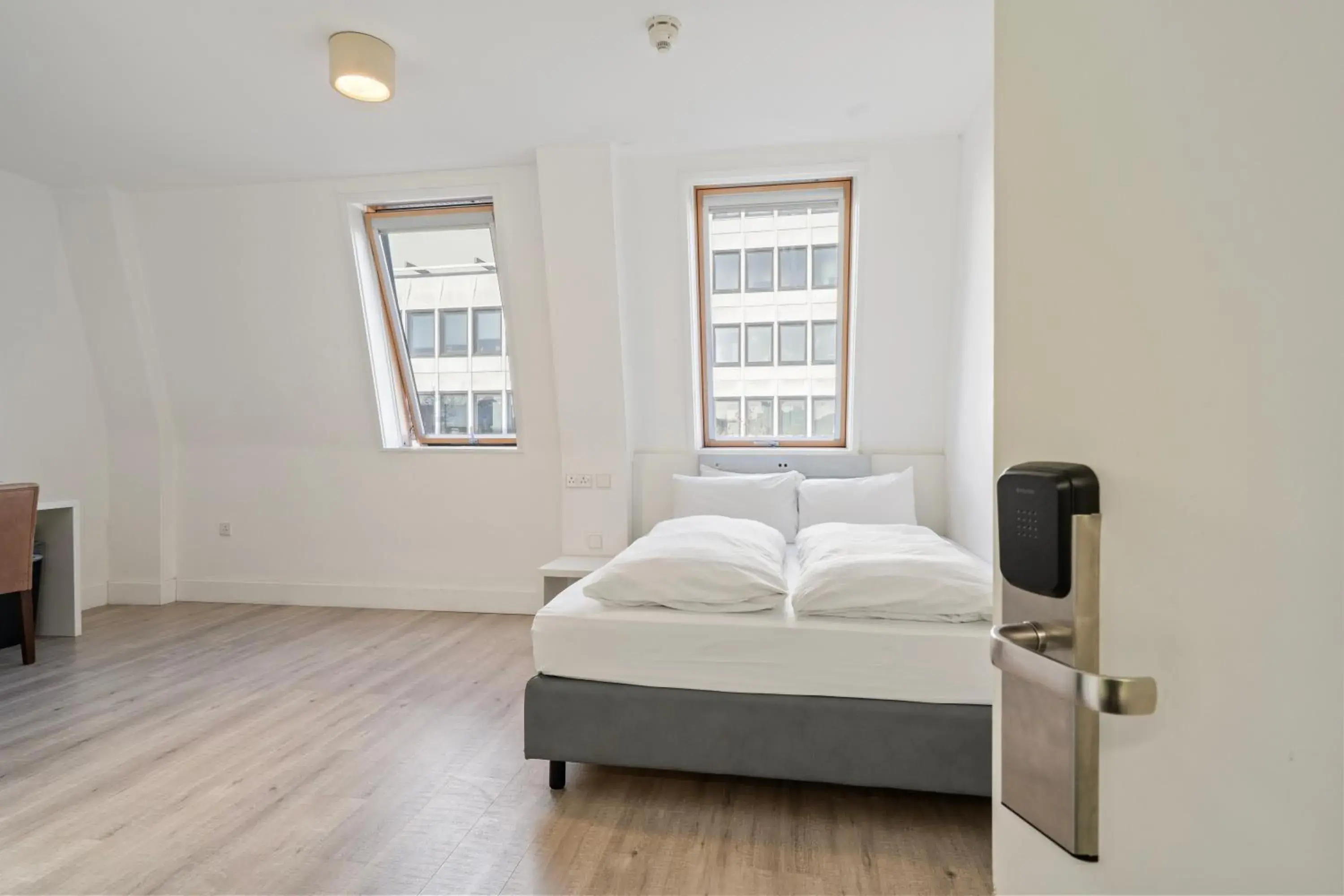 Bed in mk hotel london Bed in mk hotel london