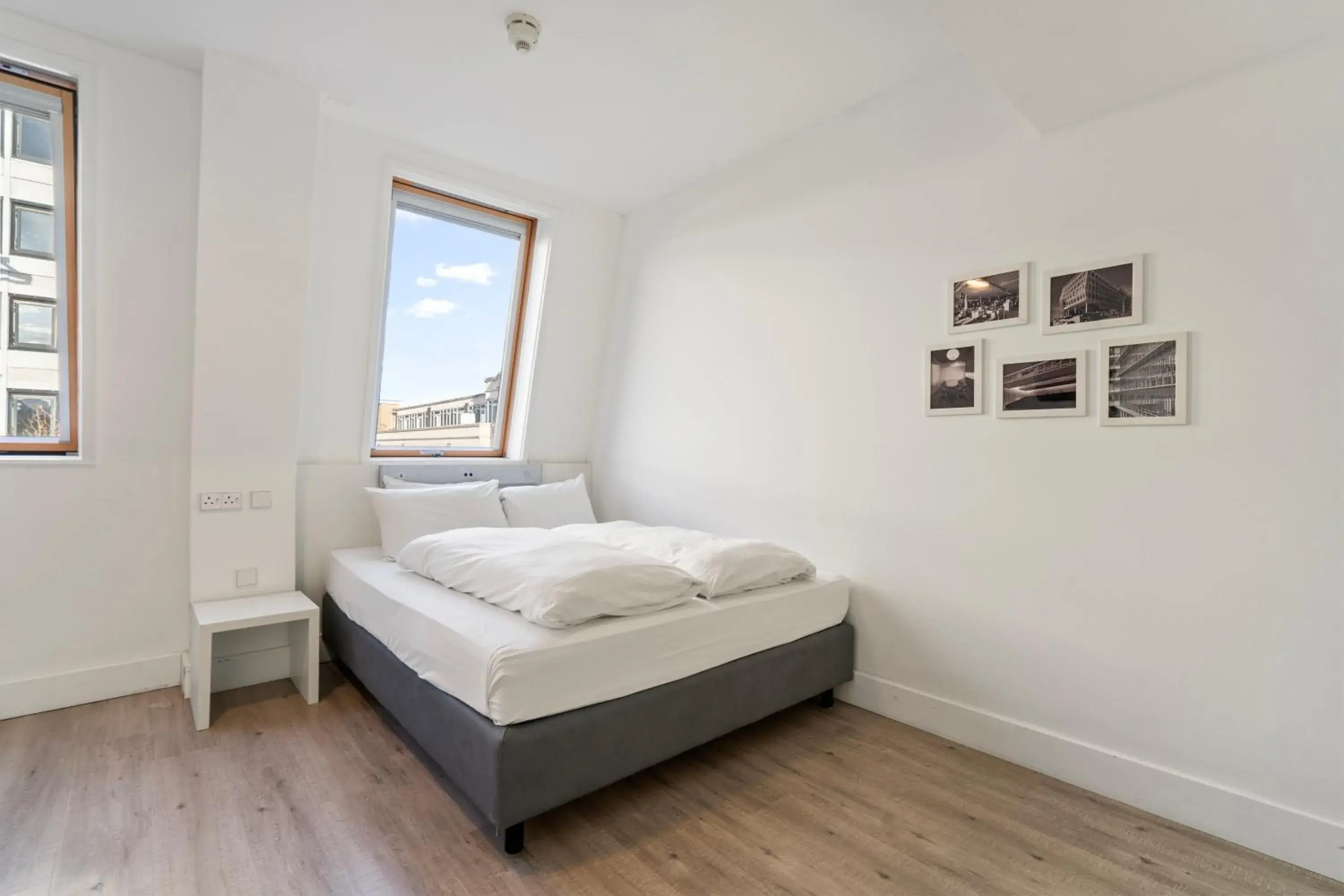 Bed in mk hotel london Bed in mk hotel london