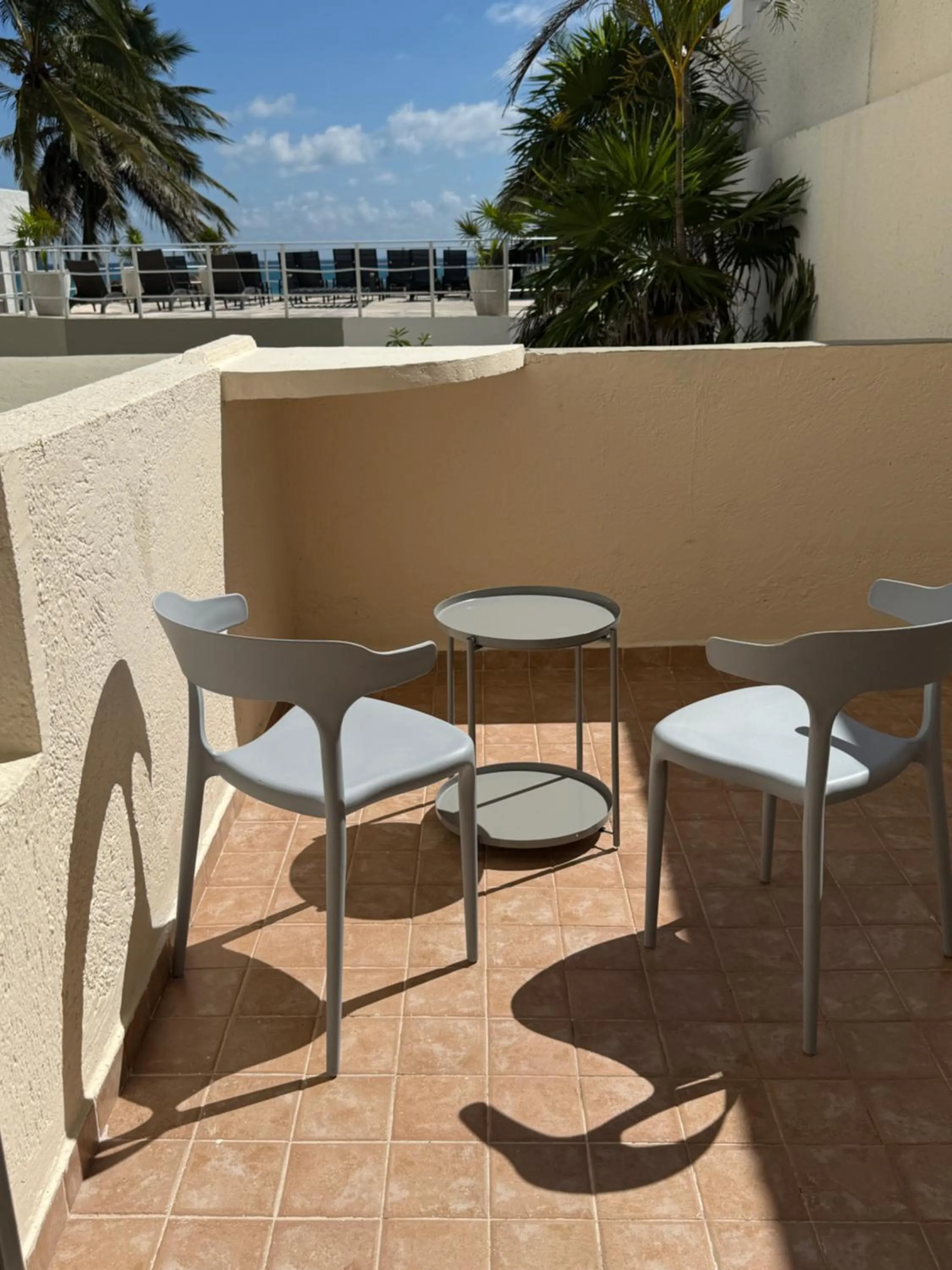 Balcony/Terrace in Luciana Hotel & Beach Club