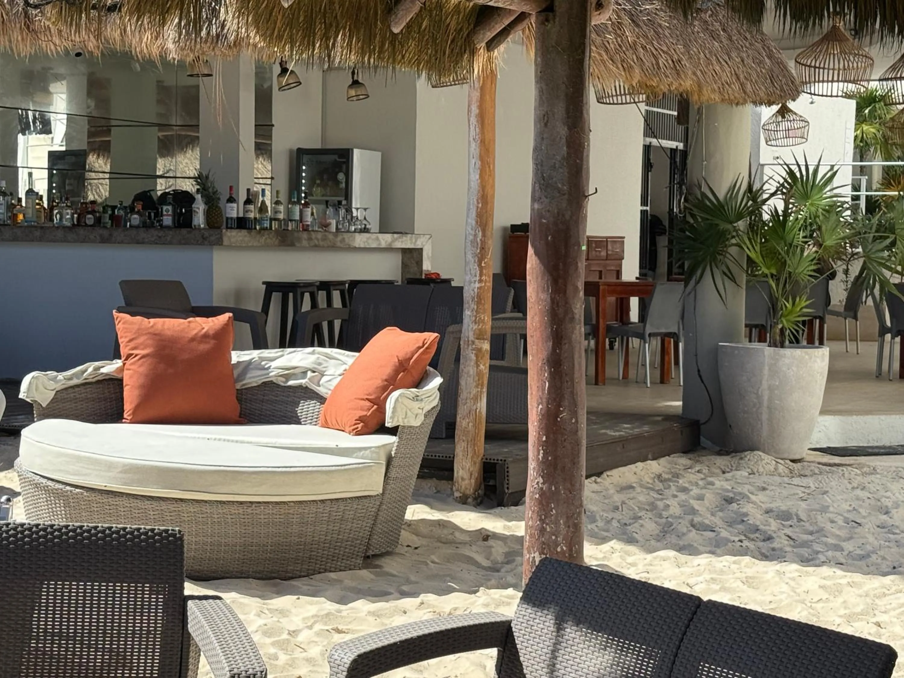 Seating area in Luciana Hotel & Beach Club