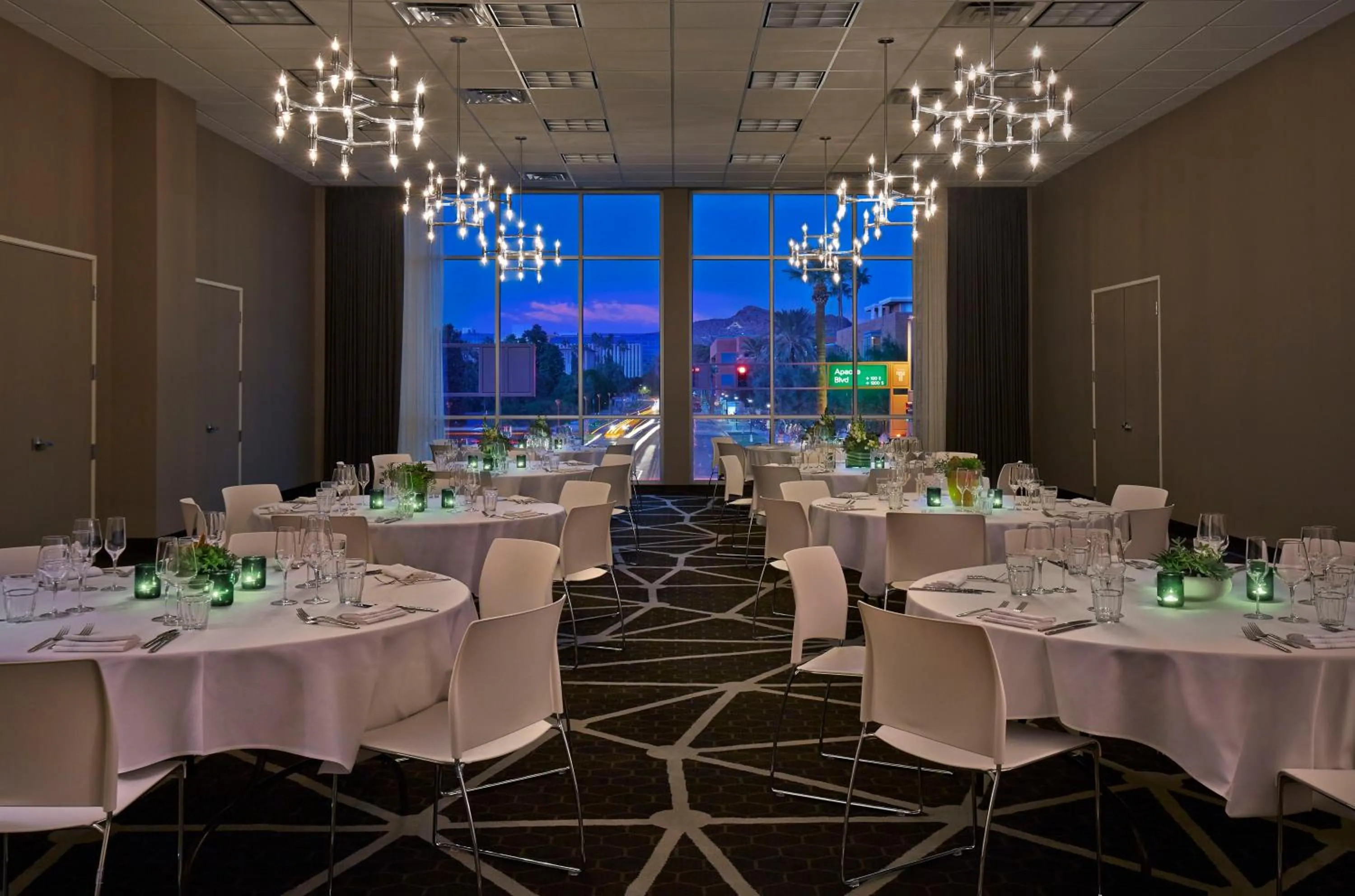 Meeting/conference room in Graduate by Hilton Tempe