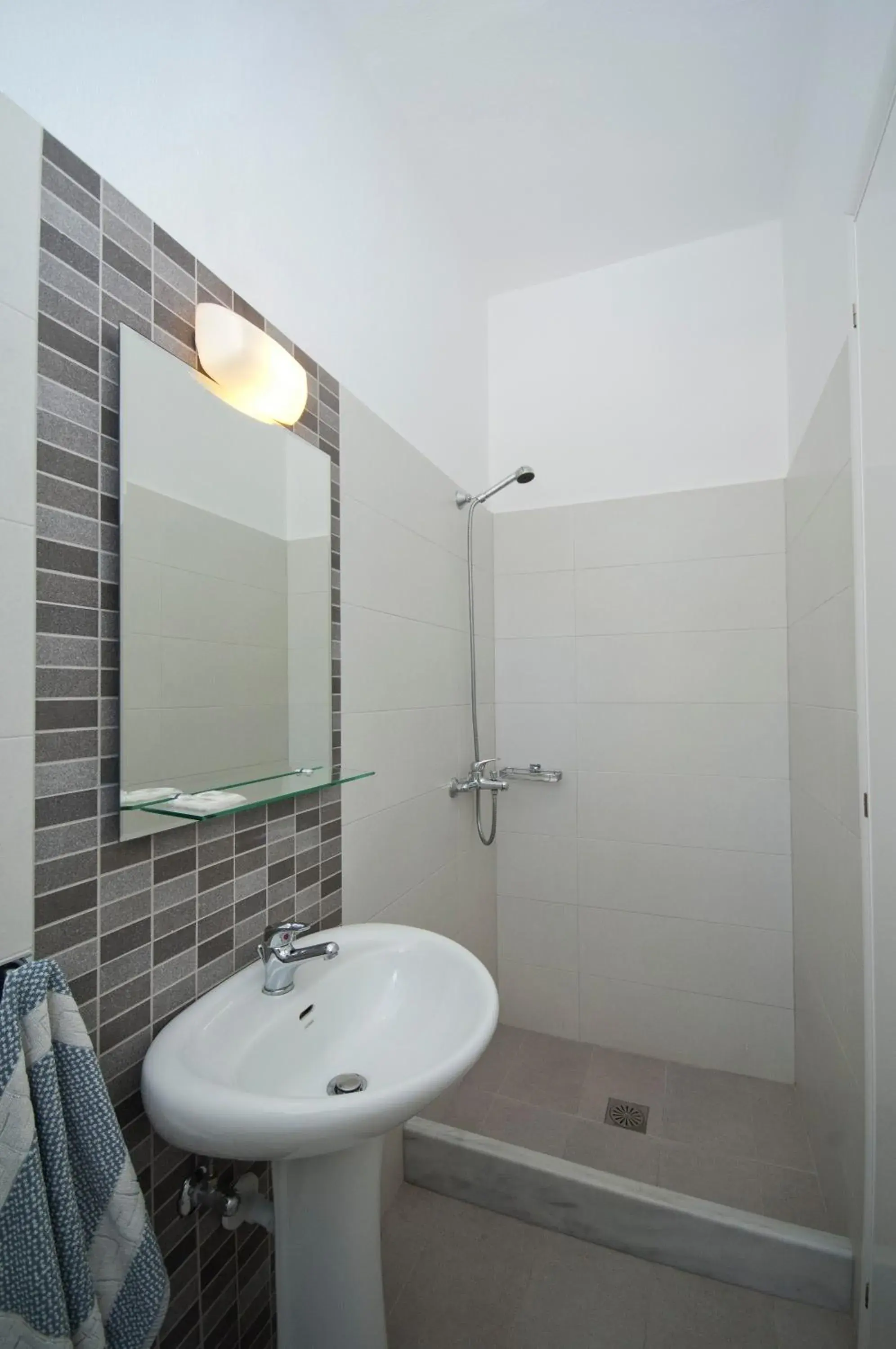 Twin Room with Sea View in Megas Rooms Twin Room with Sea View in Megas Rooms