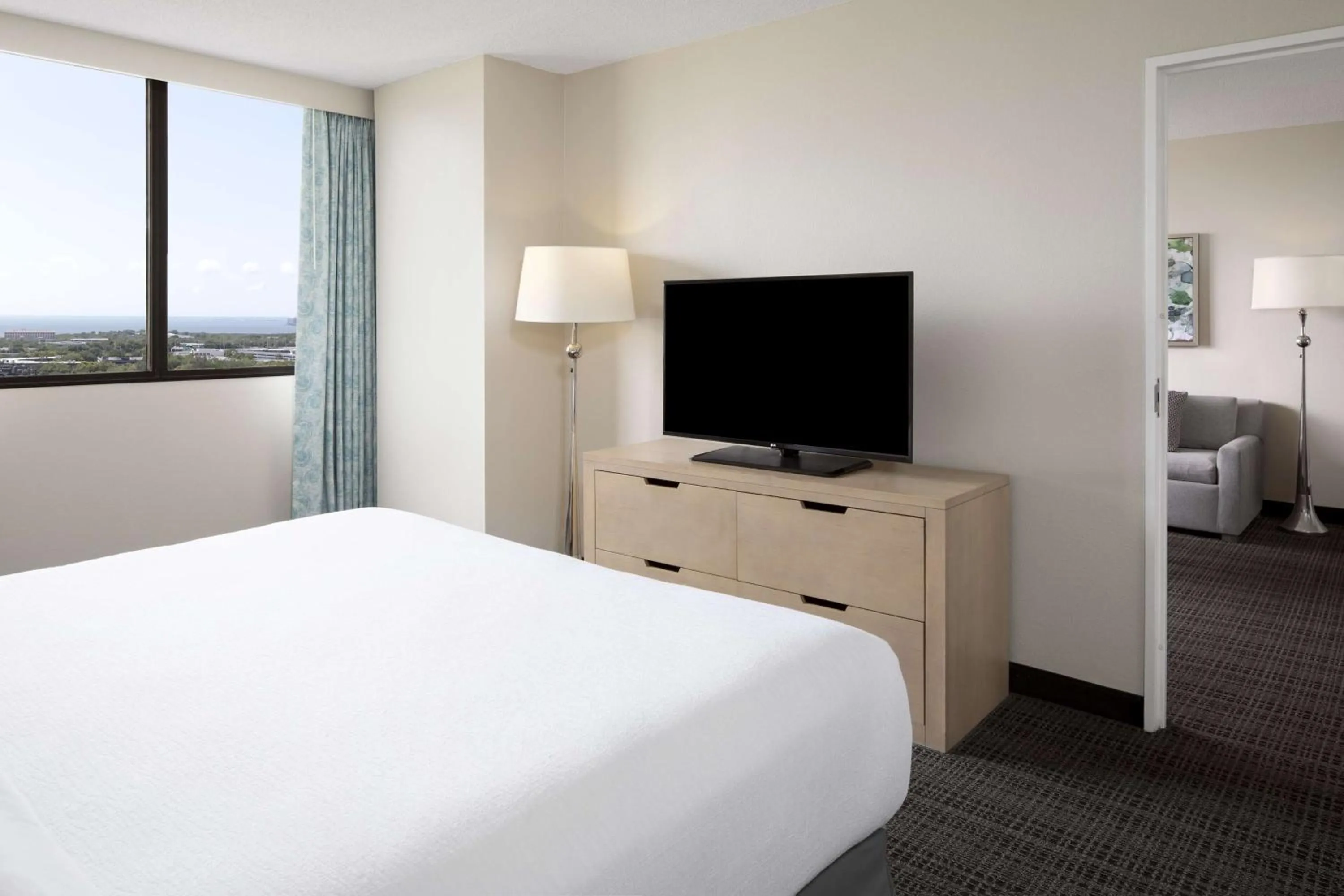 Bed in Embassy Suites by Hilton Tampa Airport Westshore