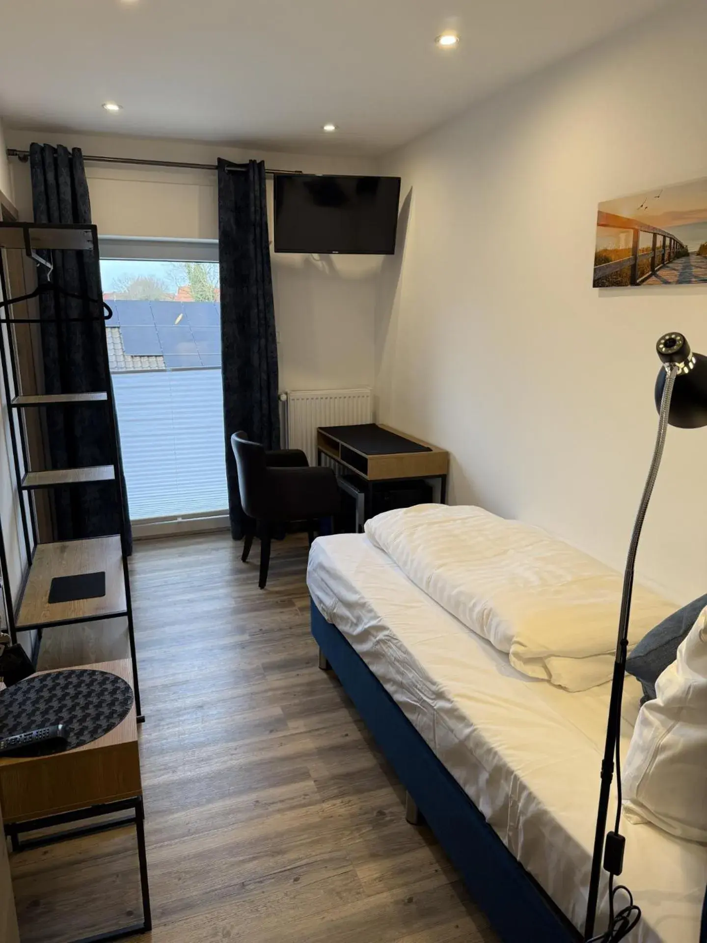 Single Room with Bathroom in Hotel Zur Post Single Room with Bathroom in Hotel Zur Post