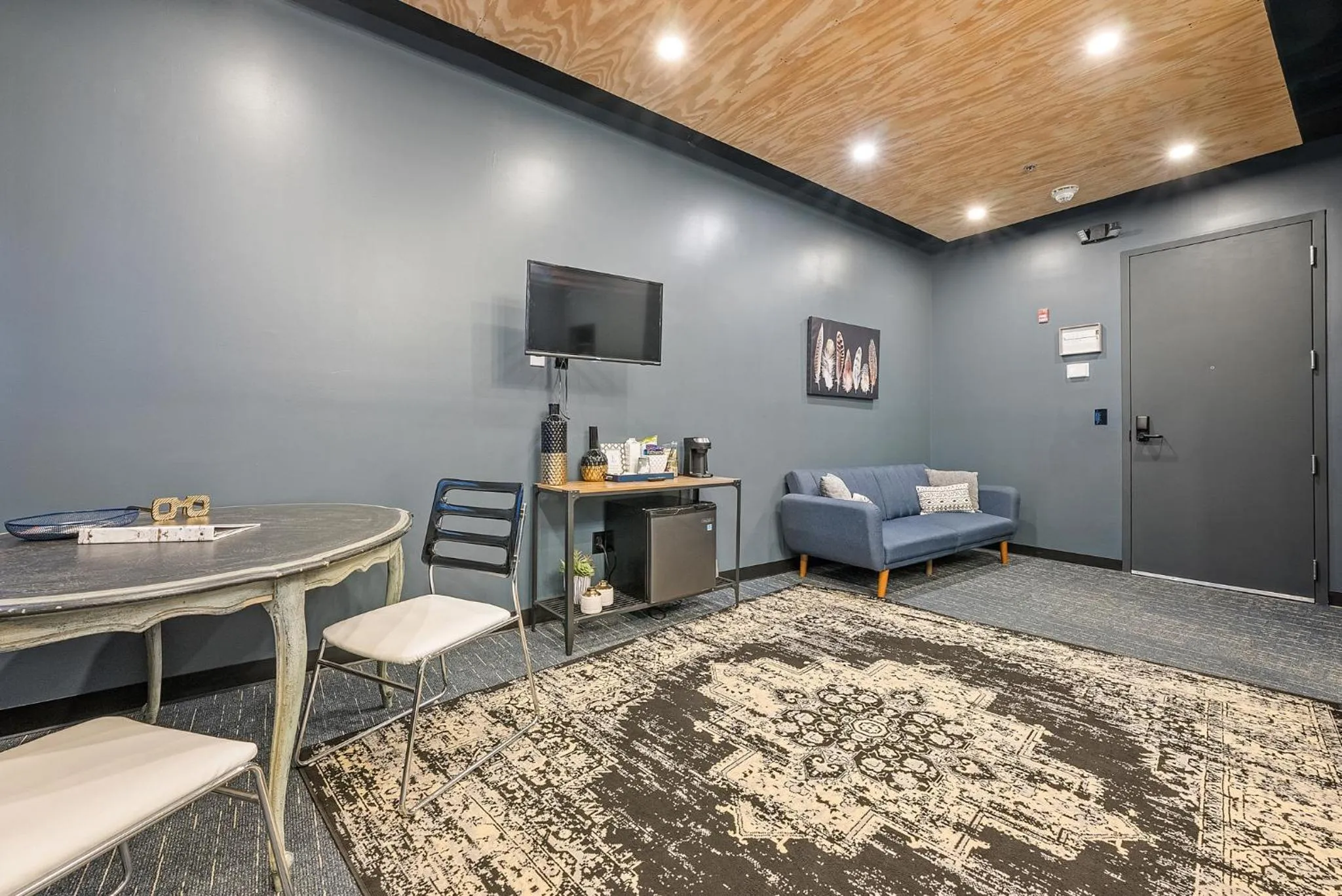 Property building in Indigo Pass Boutique Hotel