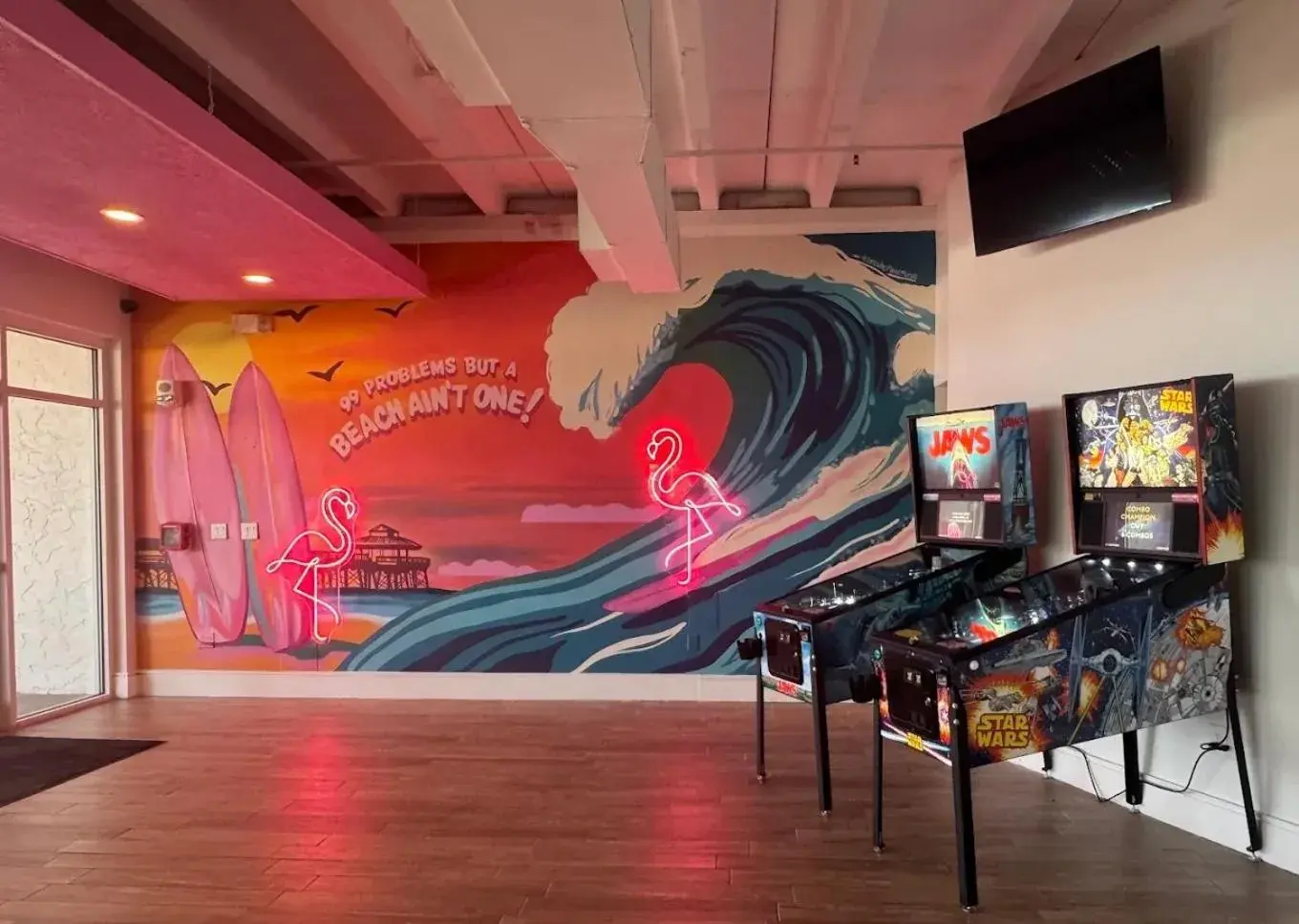 Restaurant/places to eat in Tides Folly Beach, Charleston's Oceanfront Hotel Restaurant/places to eat in Tides Folly Beach, Charleston's Oceanfront Hotel