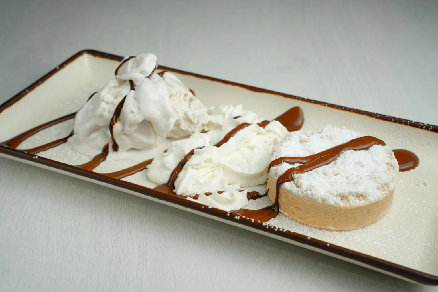 Restaurant/places to eat in The Armon Stamford Hotel & Conference Center