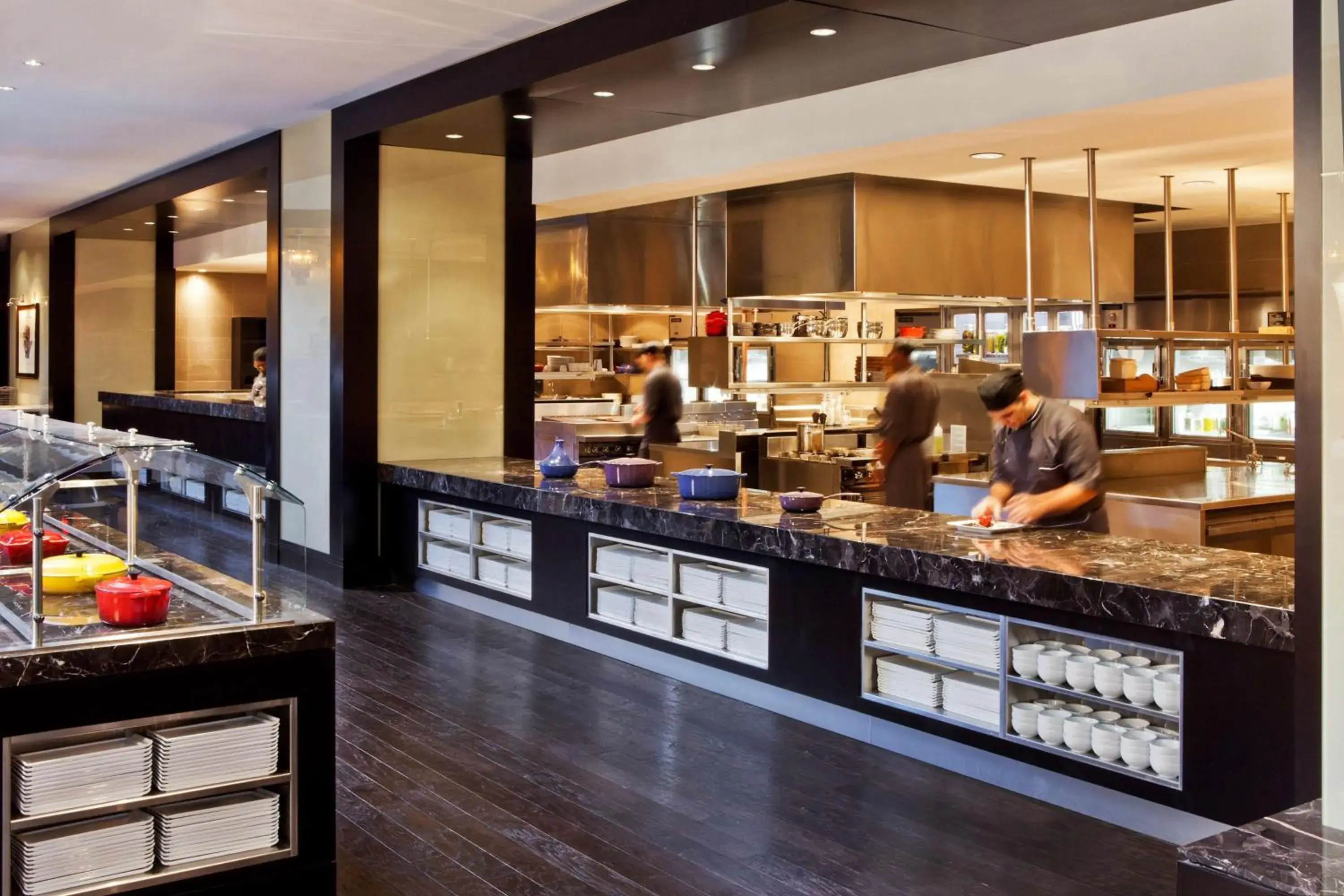 Restaurant/places to eat in Hyatt Regency New Orleans Restaurant/places to eat in Hyatt Regency New Orleans