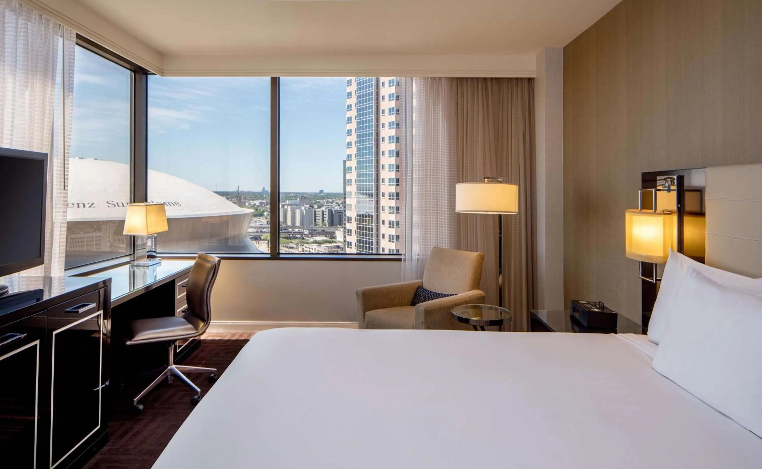 Bedroom, Bed in Hyatt Regency New Orleans