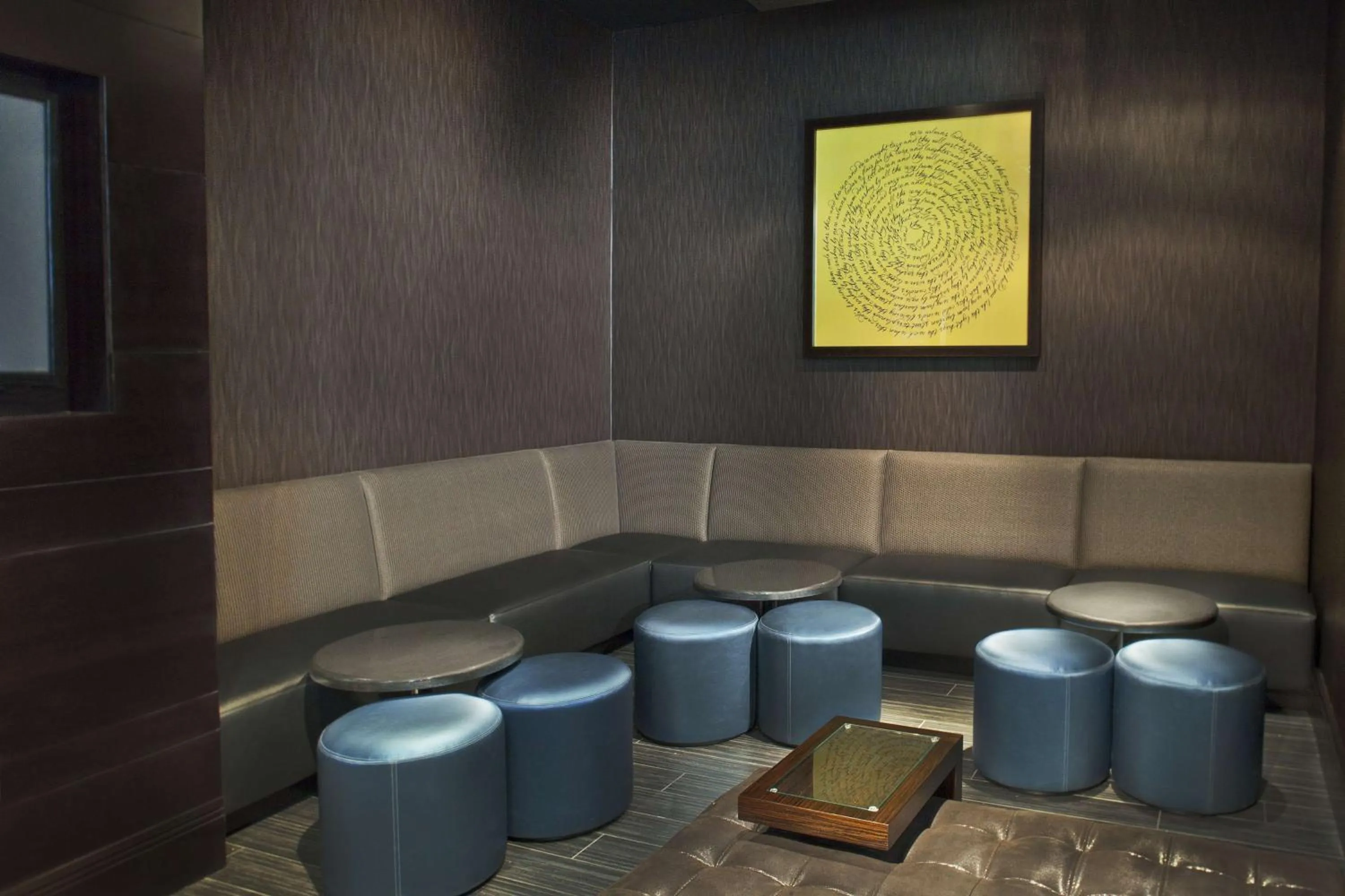 Restaurant/places to eat in Hyatt Regency New Orleans