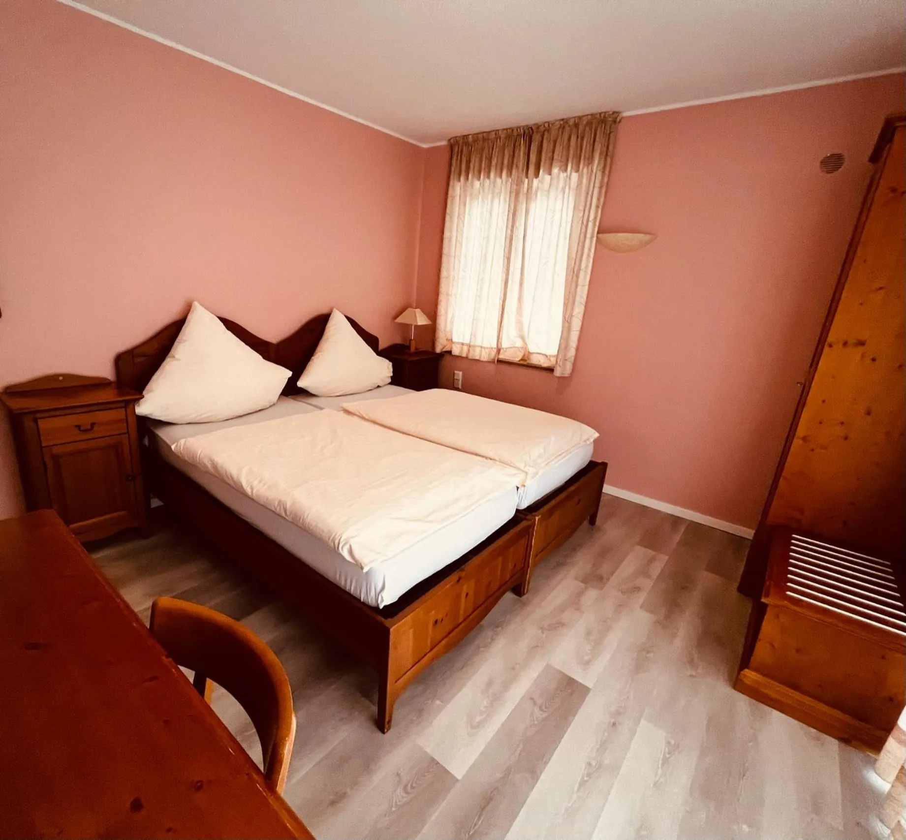 Photo of the whole room, Bed in Osteria-Hotel-Centovini
