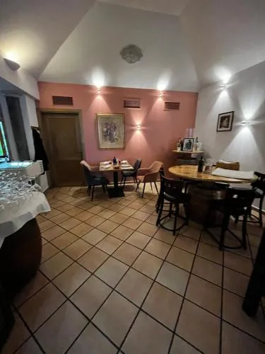 Osteria-Hotel-Centovini
