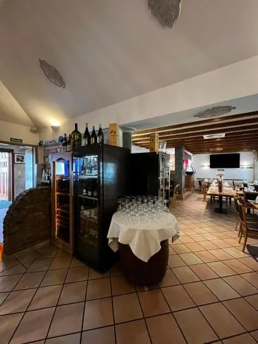 Osteria-Hotel-Centovini