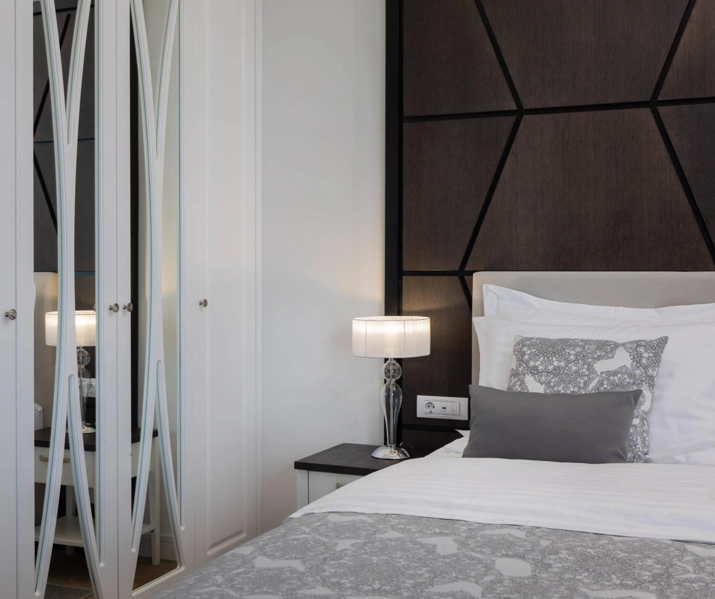 Ellure Luxury Suites