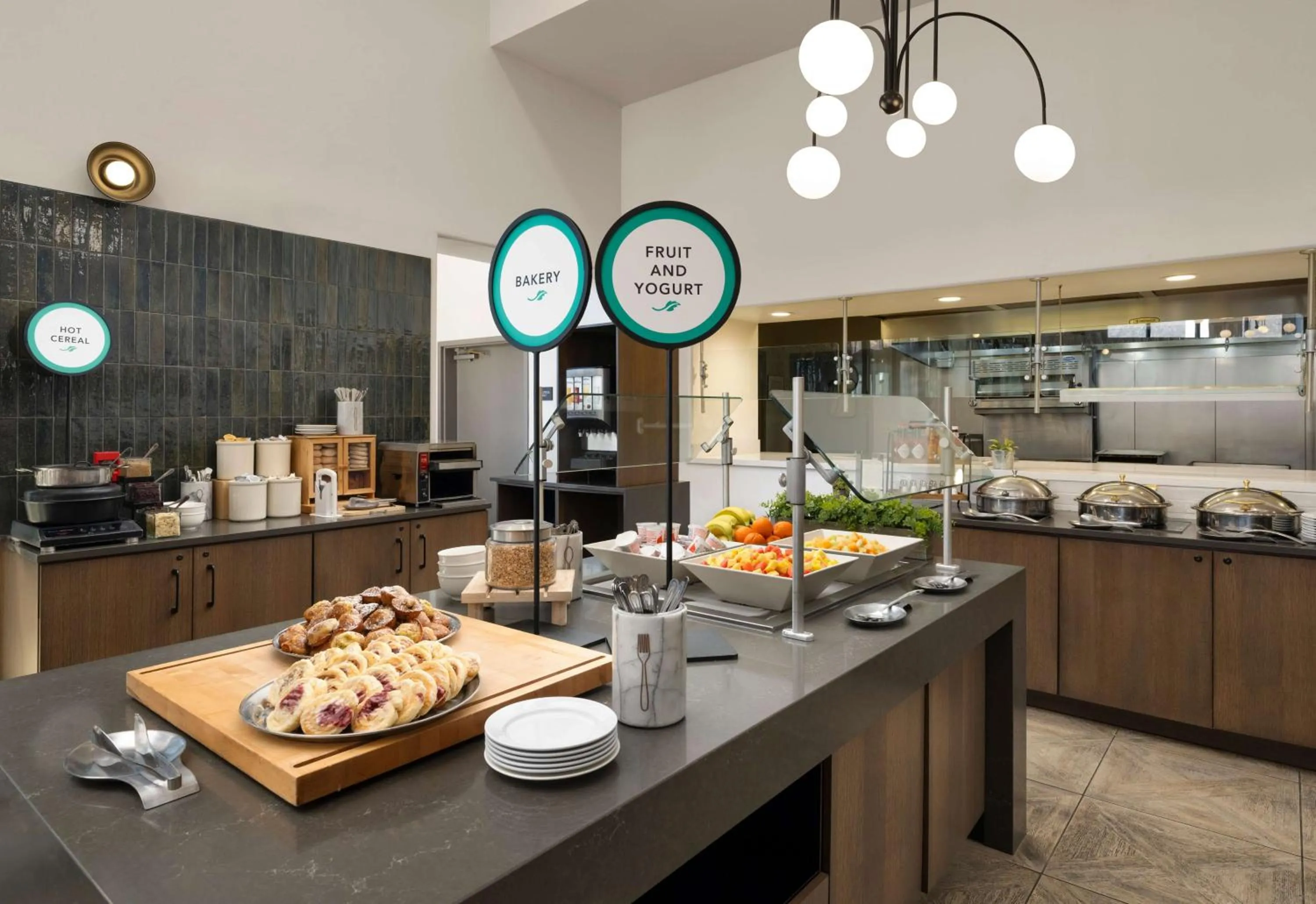 Breakfast in Embassy Suites Tucson - Paloma Village