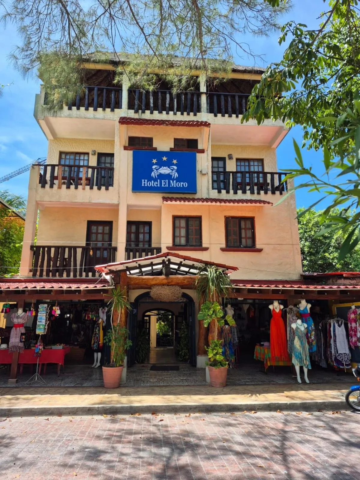 Facade/entrance in Hotel Casa el Moro
