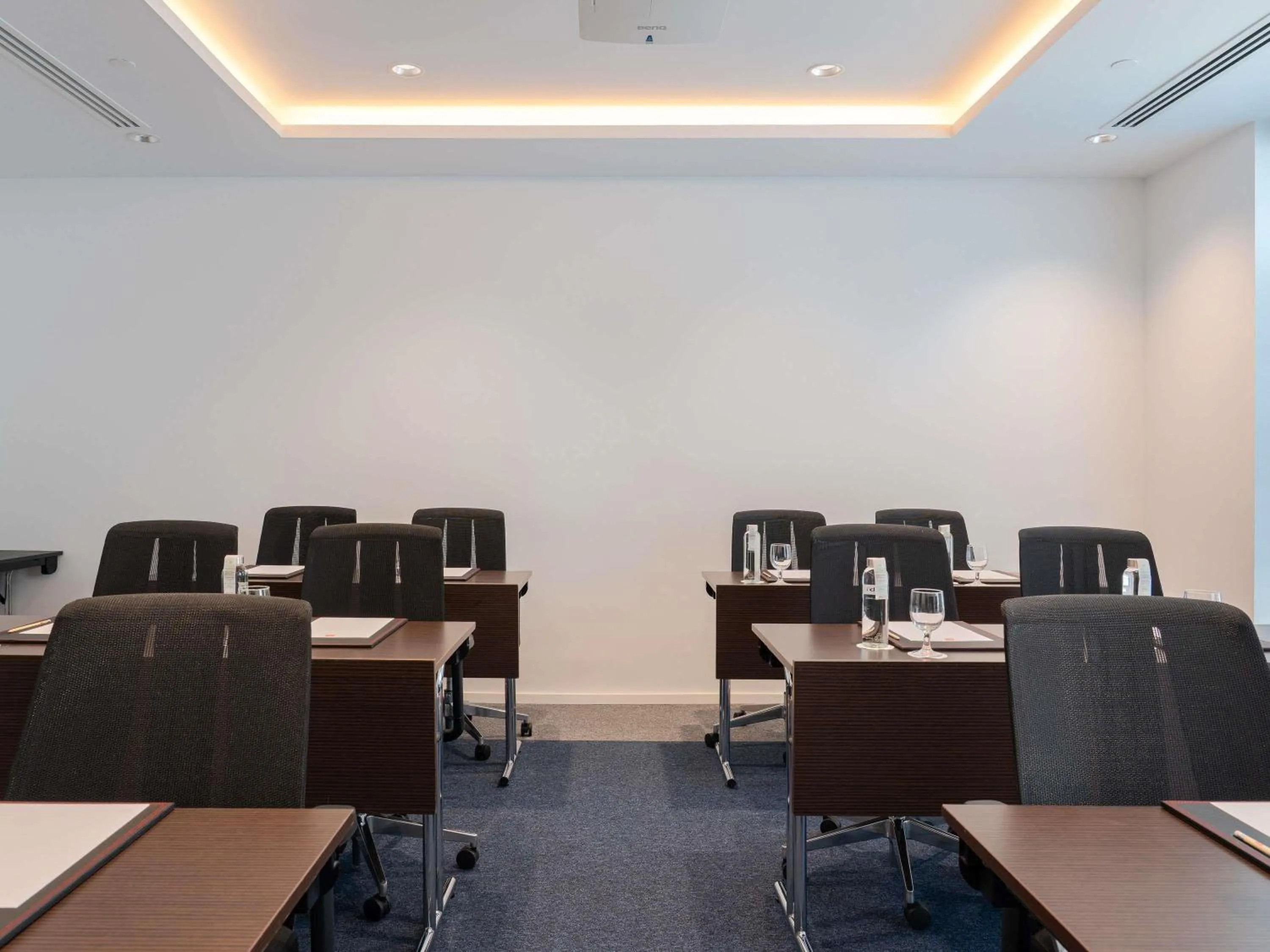 Meeting/conference room in ibis Dubai World Trade Centre