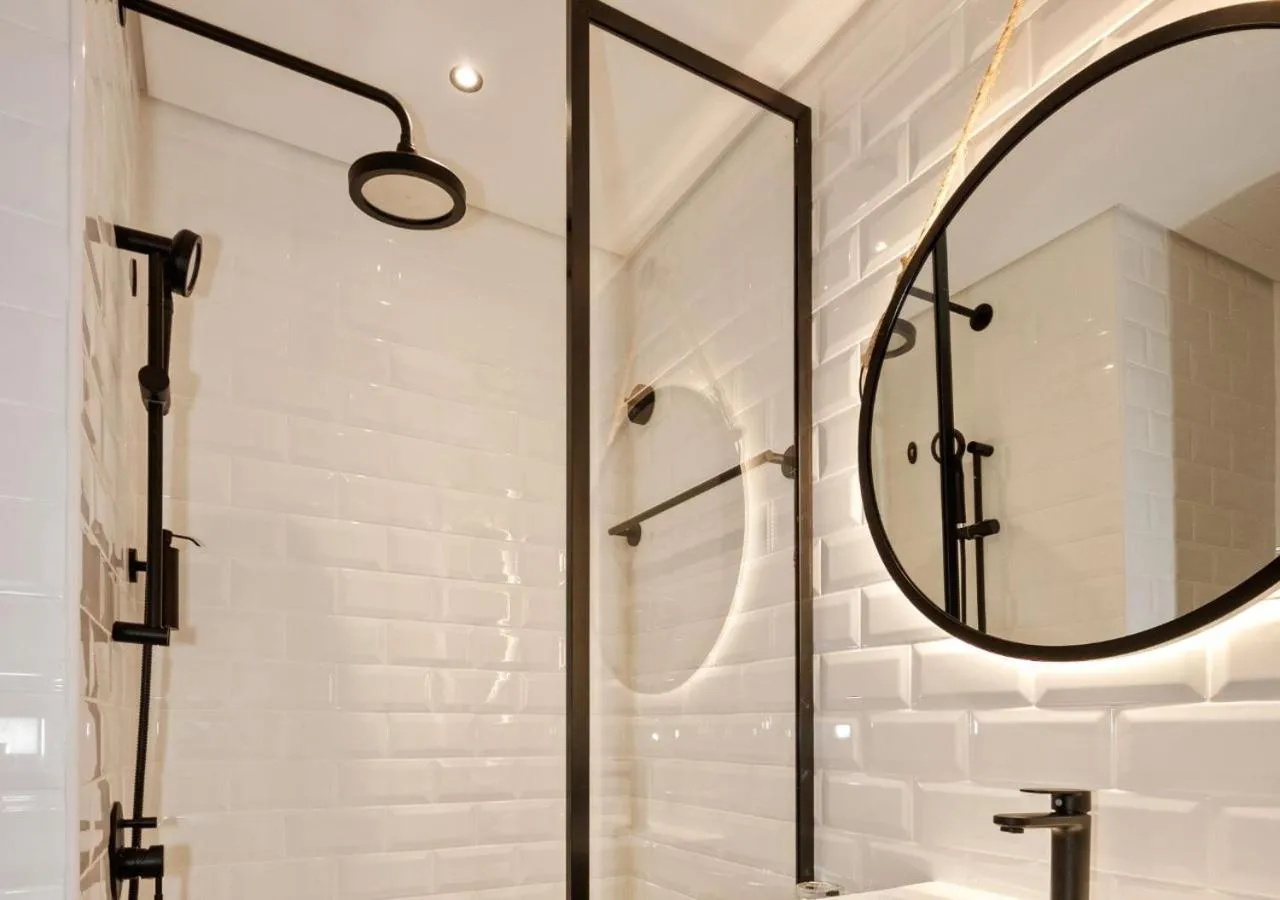 Shower in ibis Dubai World Trade Centre