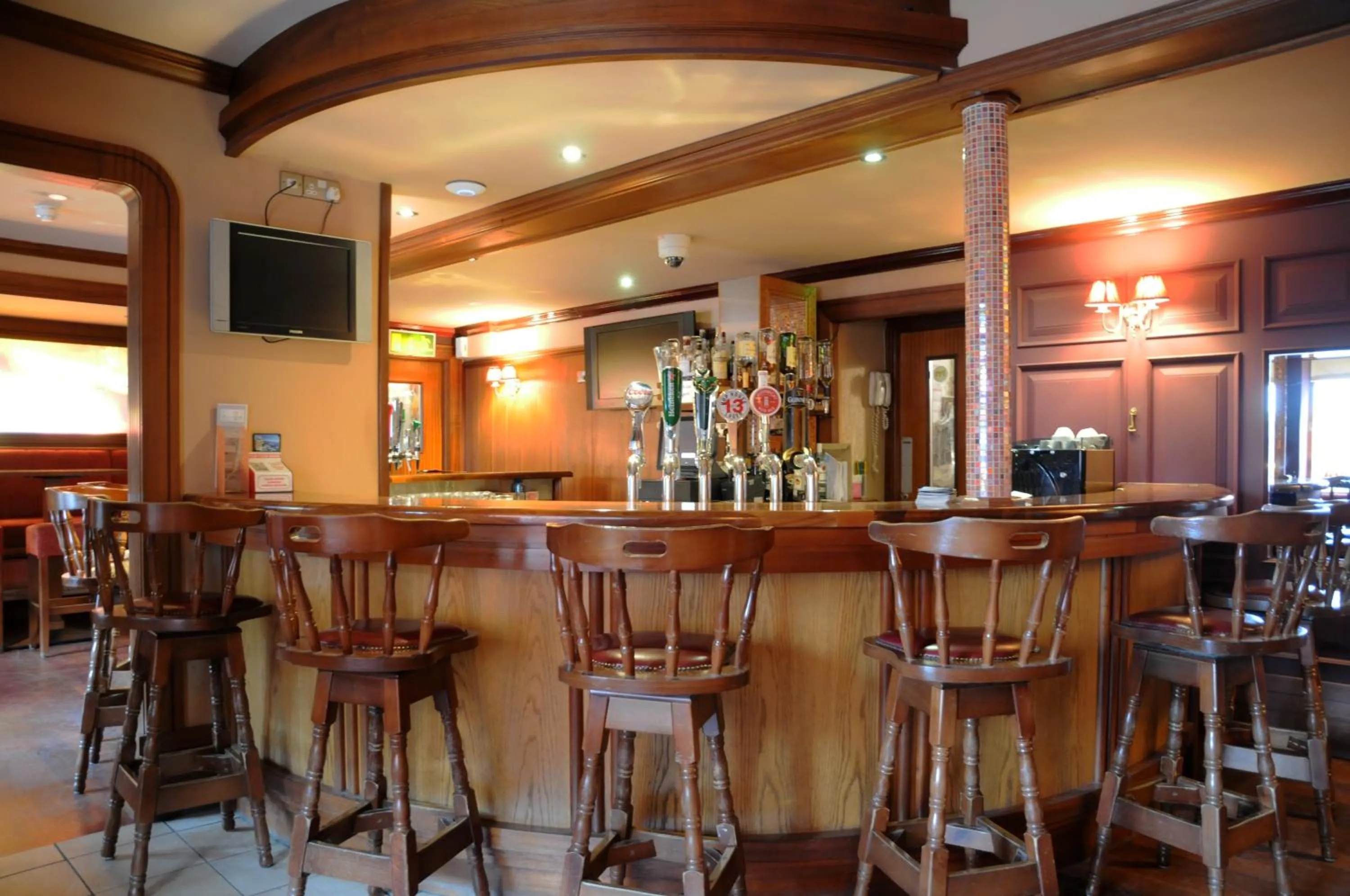 Lounge or bar in Barr Na Sraide Inn
