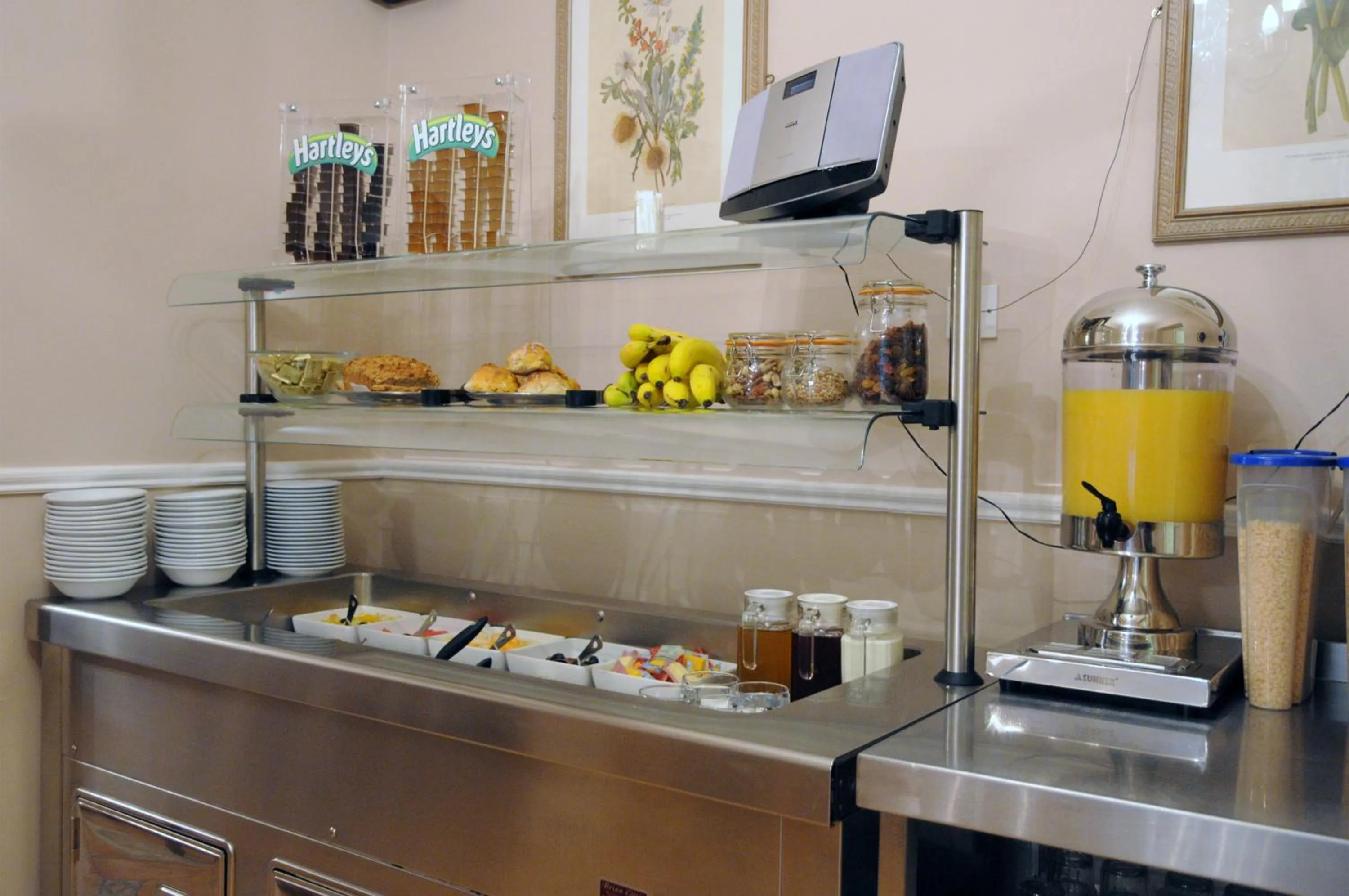 Restaurant/places to eat in Barr Na Sraide Inn