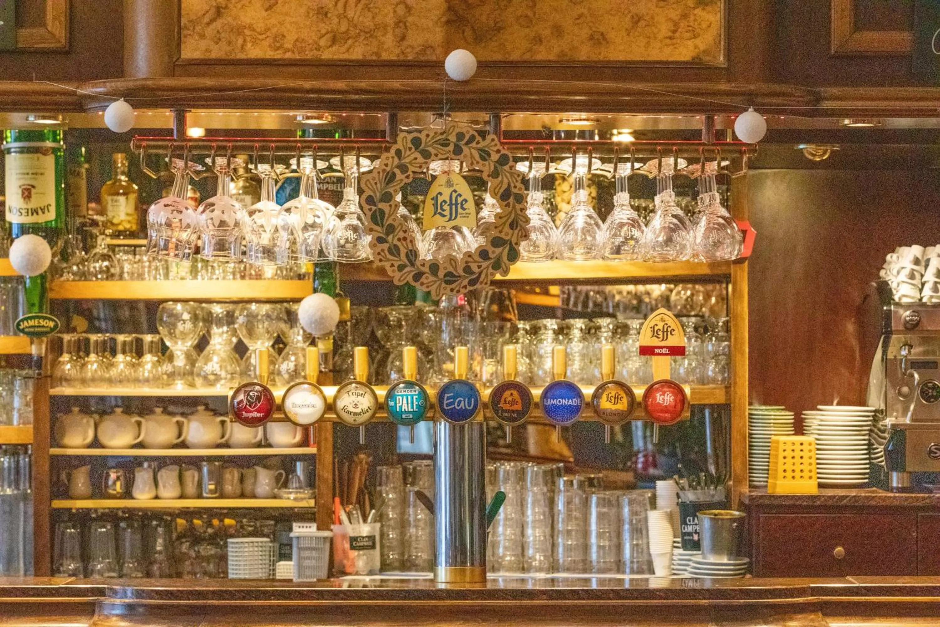 Hôtel Café les Fleurs