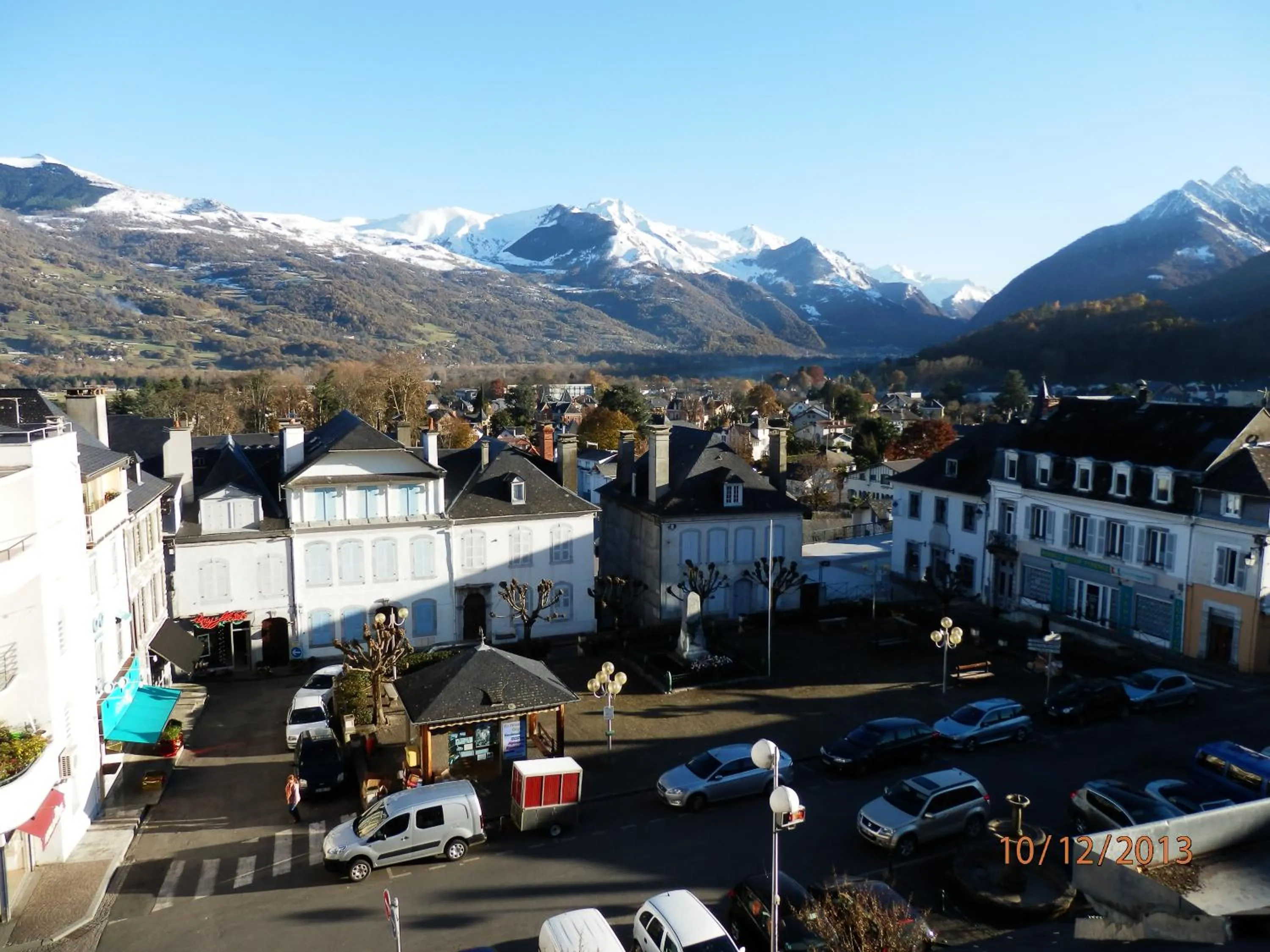 Mountain view in Hôtel Café les Fleurs