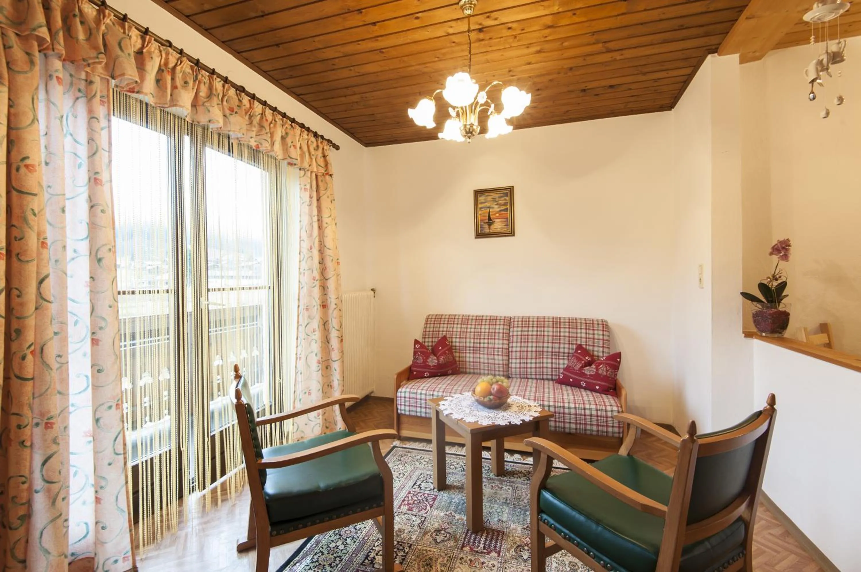 One-Bedroom Apartment (4 Adults) in Scheibenhof