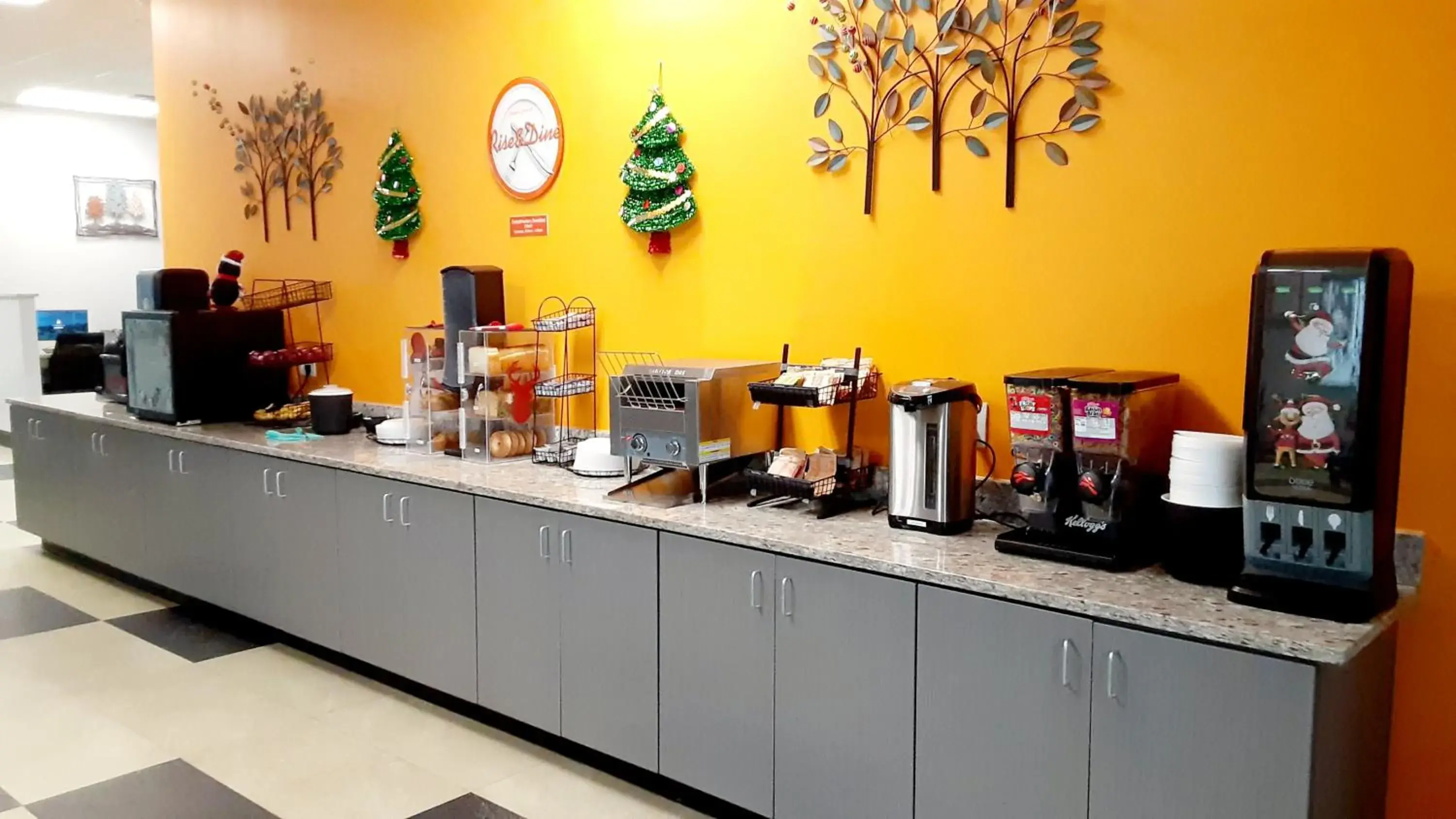 Breakfast in Howard Johnson by Wyndham Florence Breakfast in Howard Johnson by Wyndham Florence