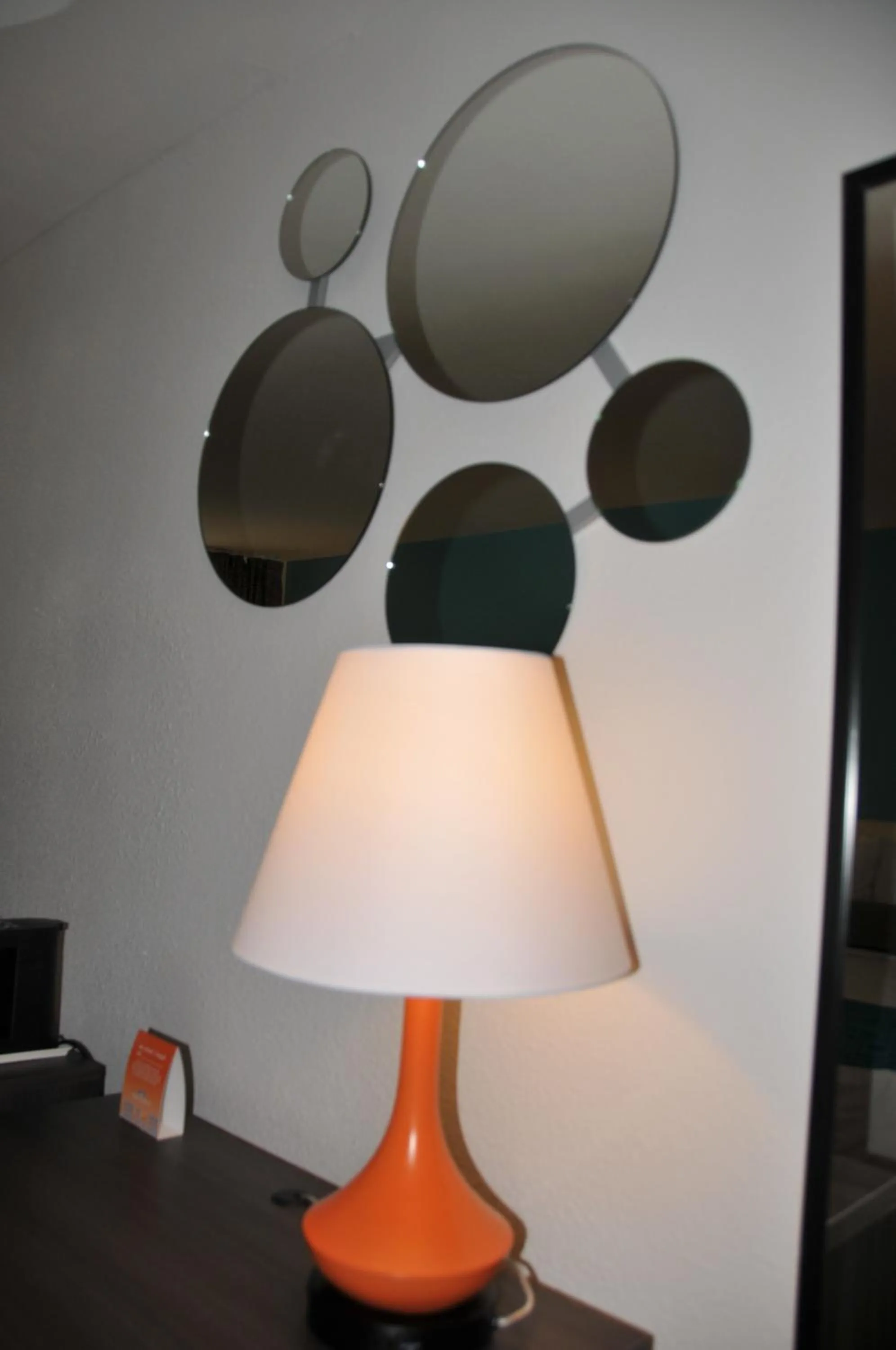 Living room in Howard Johnson by Wyndham Florence