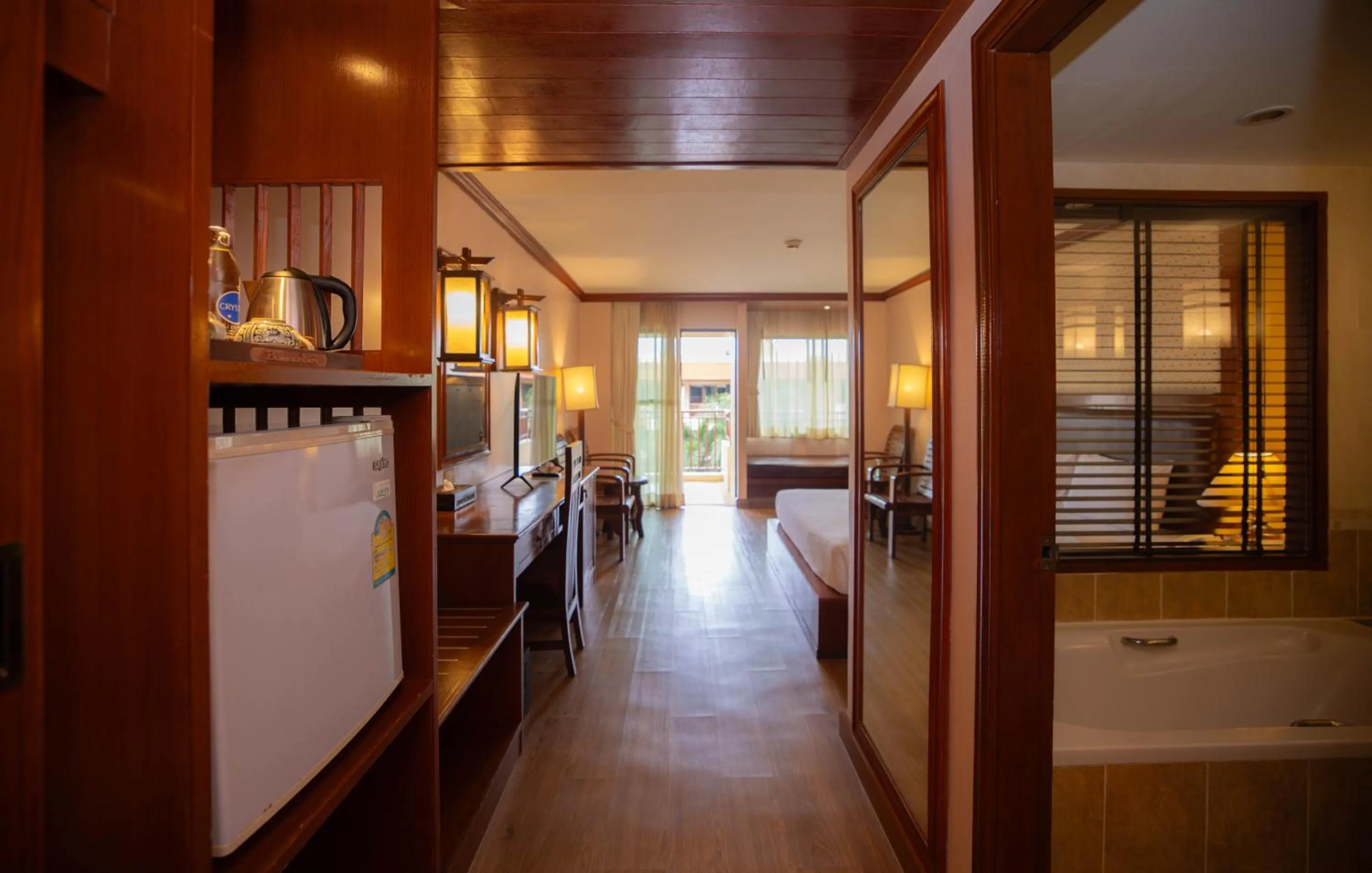 Baumanburi Hotel Patong