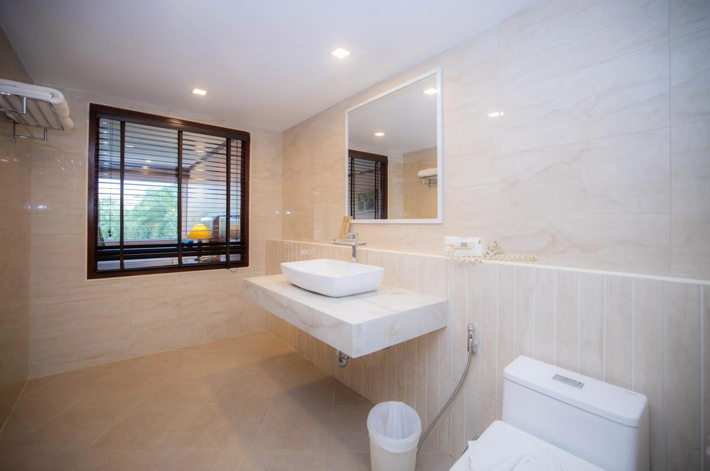 Baumanburi Hotel Patong