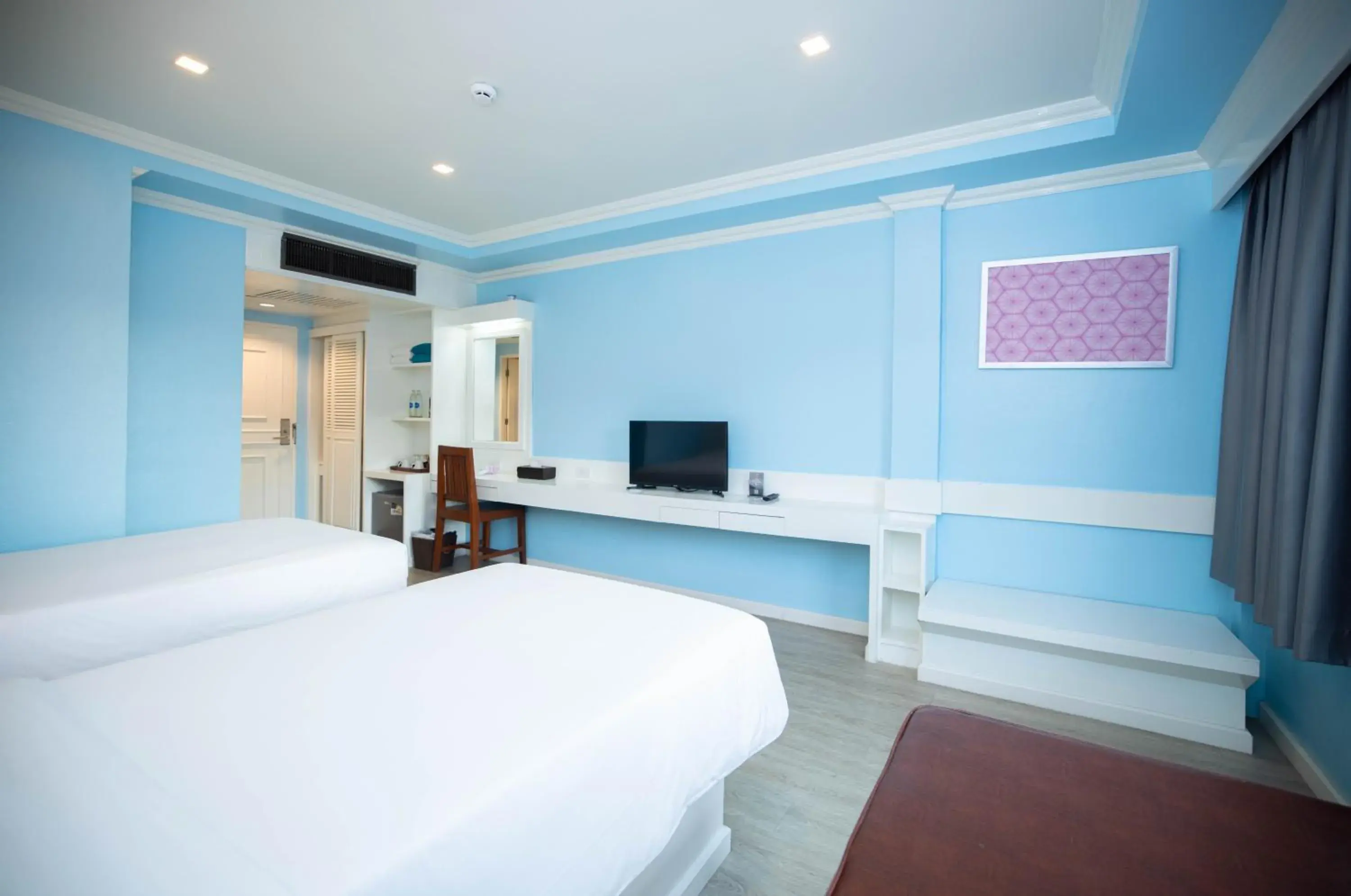 Bed in Baumanburi Hotel Patong Bed in Baumanburi Hotel Patong