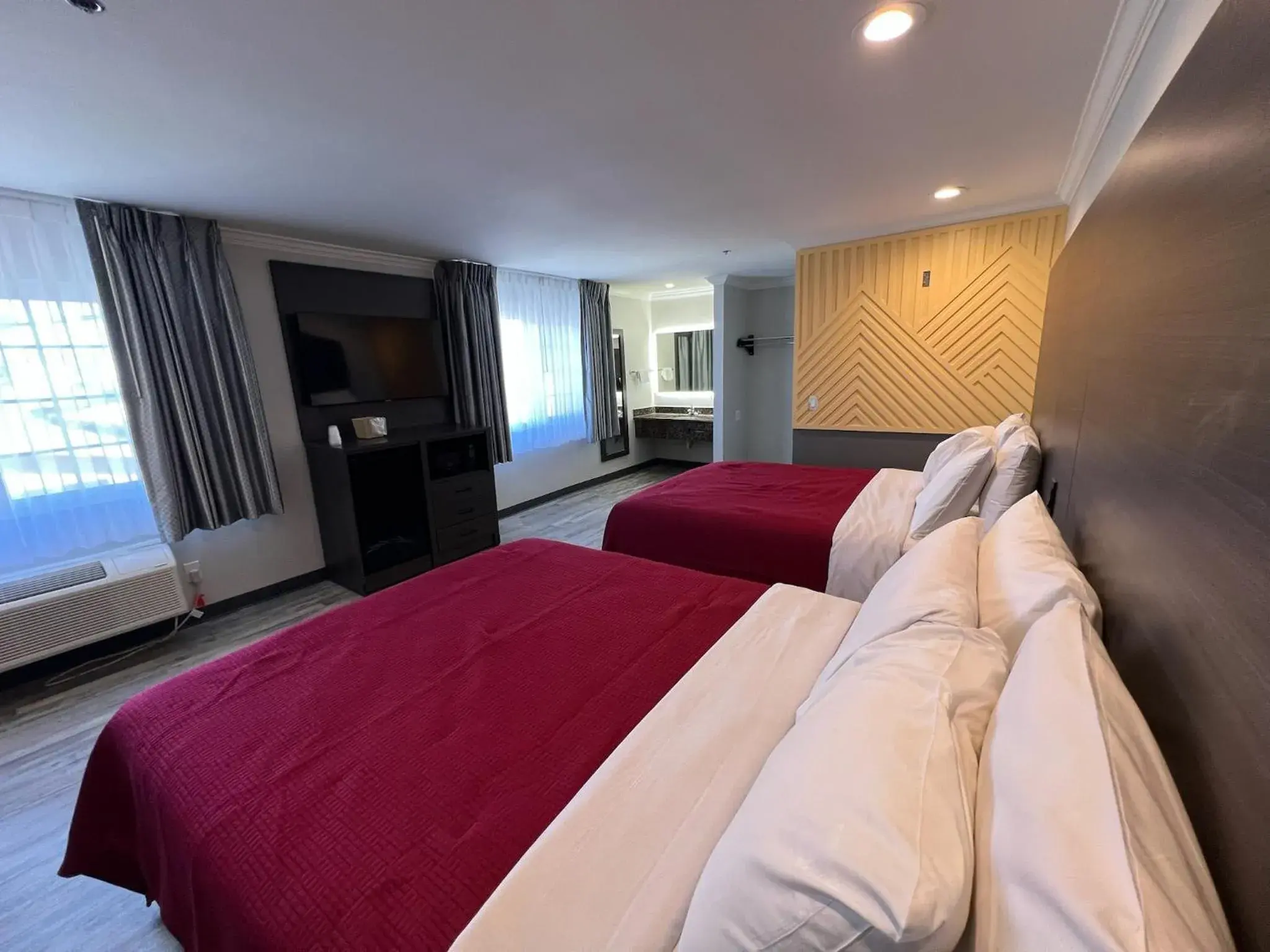 Bed in Cloud 9 Inn LAX Bed in Cloud 9 Inn LAX