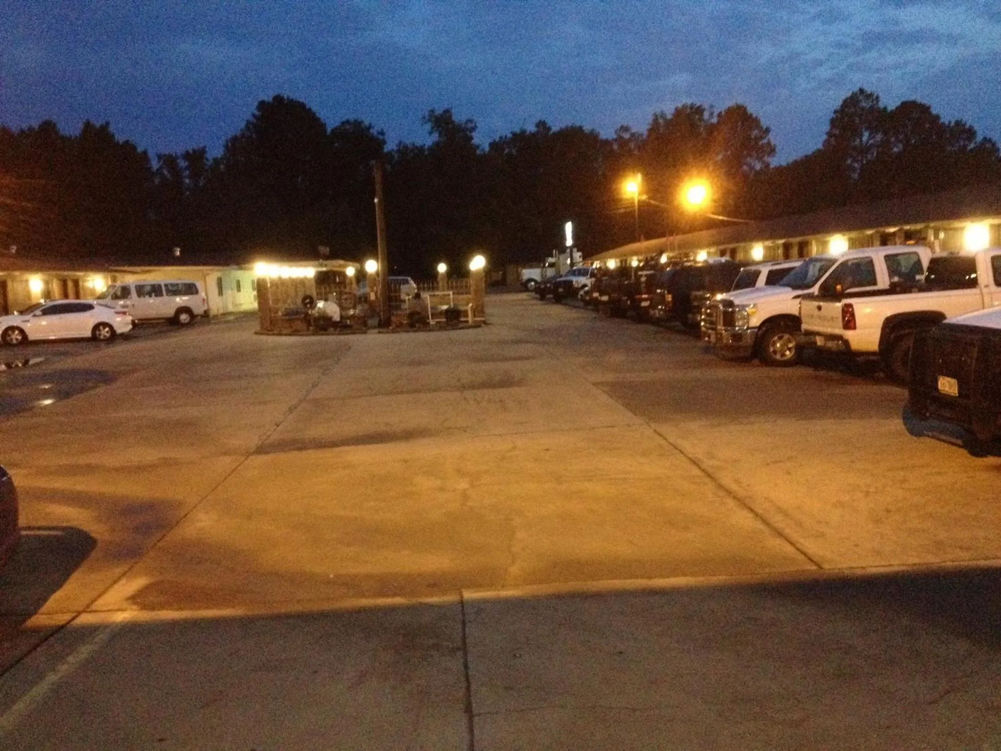 Property building in Evergreen Inn and R.V.