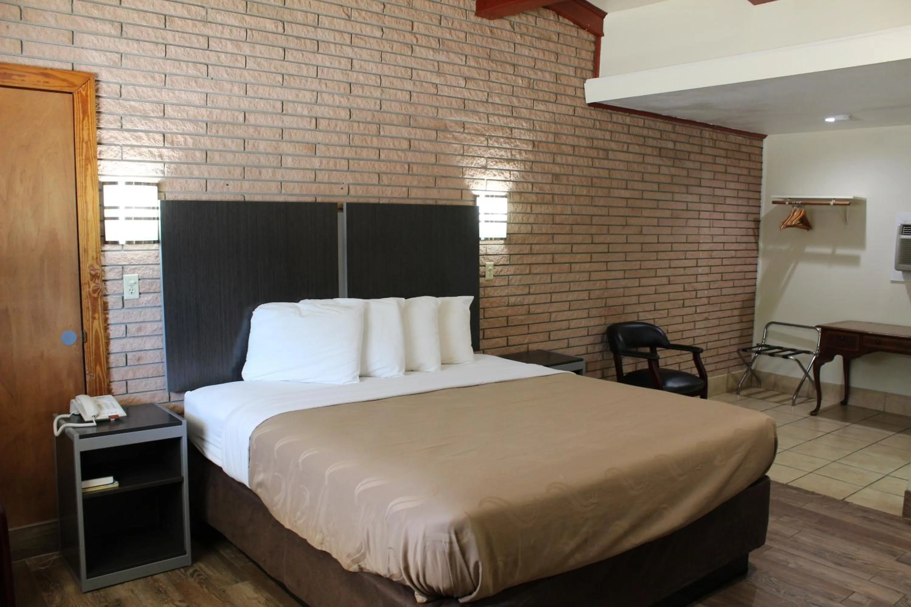 Bed in Evergreen Inn and R.V.