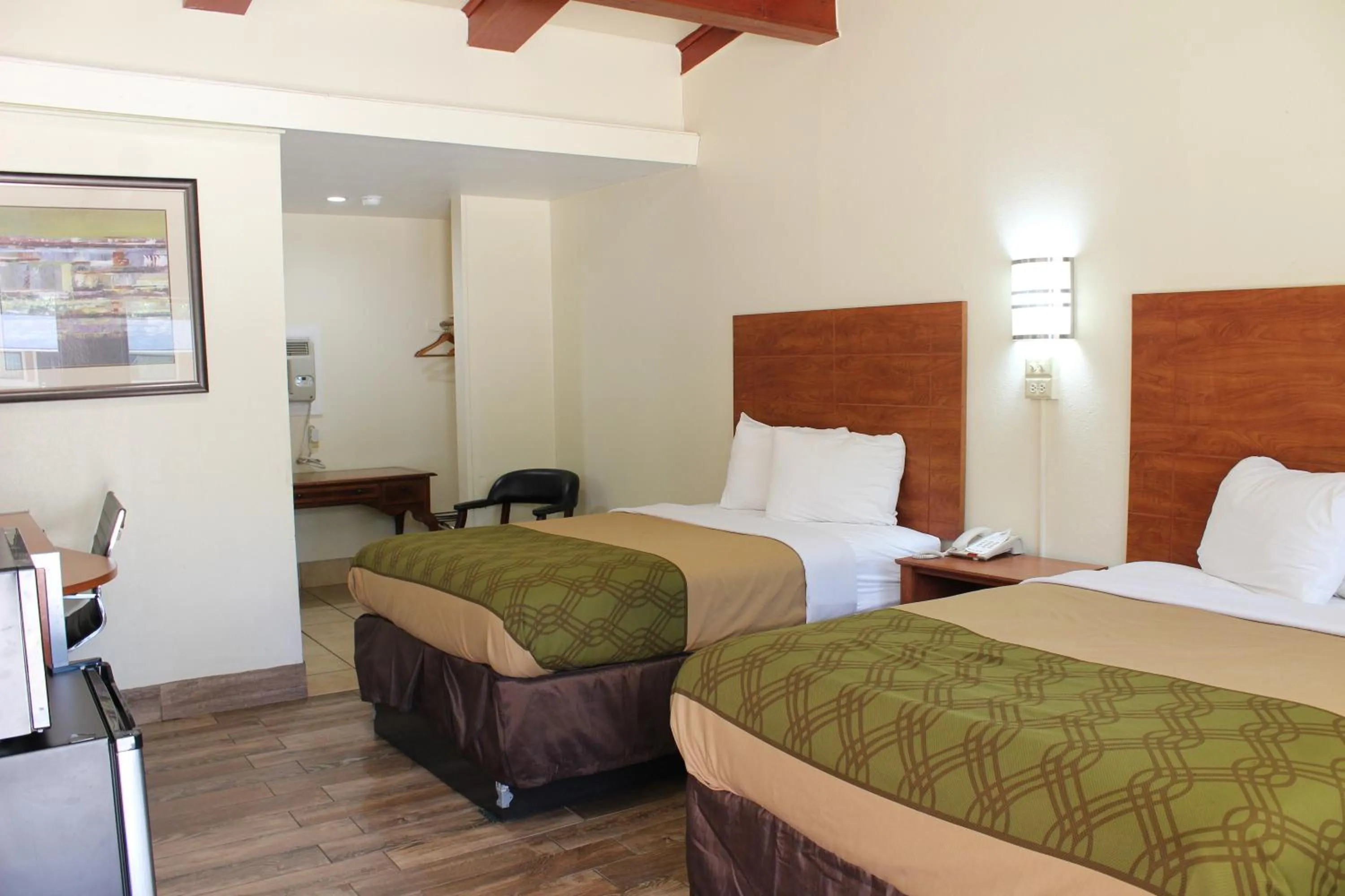 Bed in Evergreen Inn and R.V.