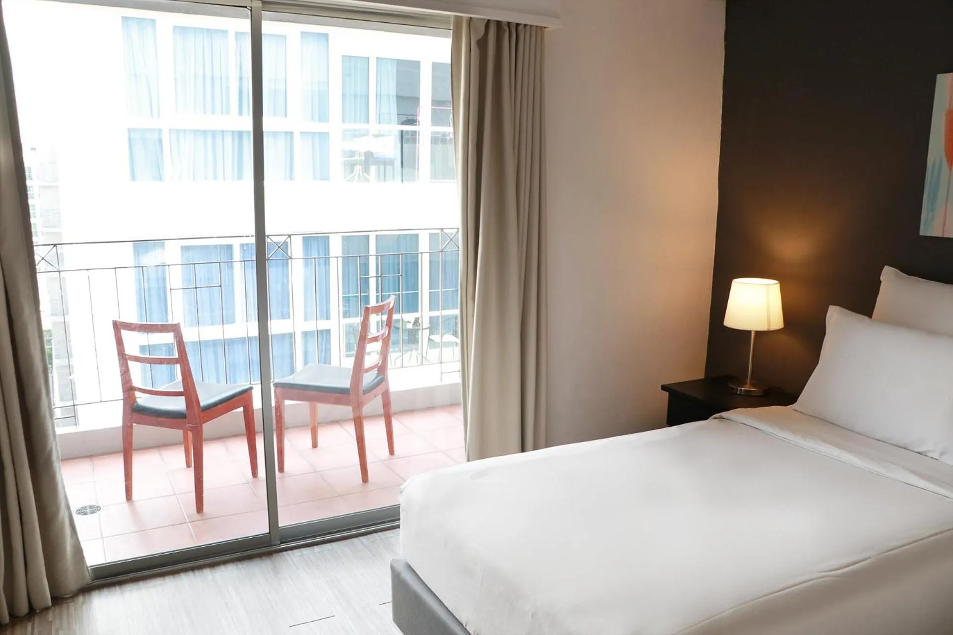 Bed in Journeyhub Pattaya Central