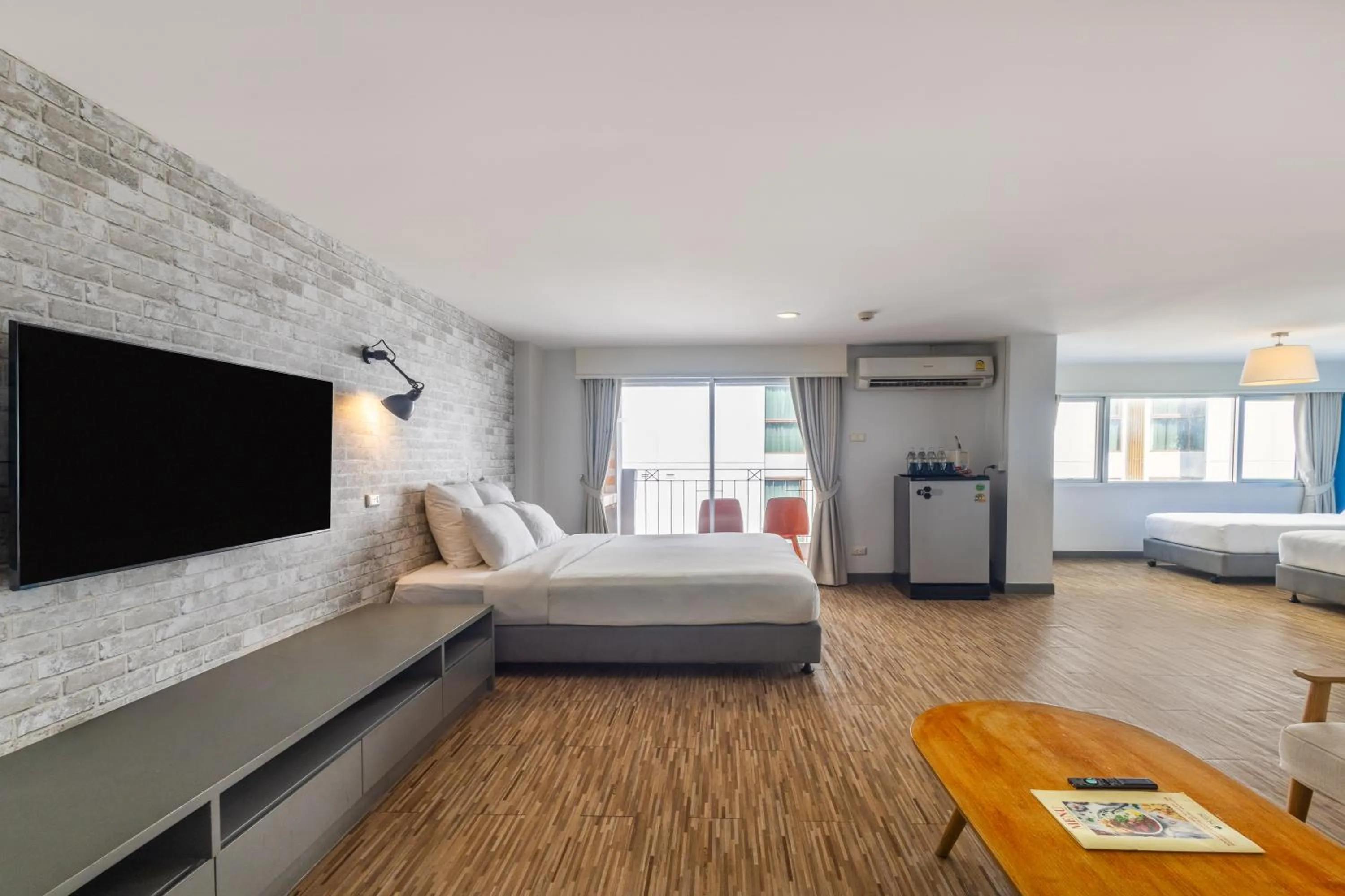 Bed in Journeyhub Pattaya Central